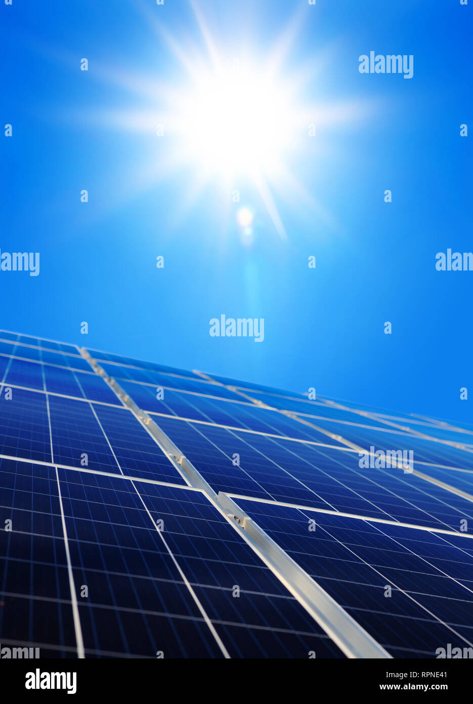 Gesetz Der Erhaltung Der Energie Stockfotos und -bilder Kaufen - Alamy