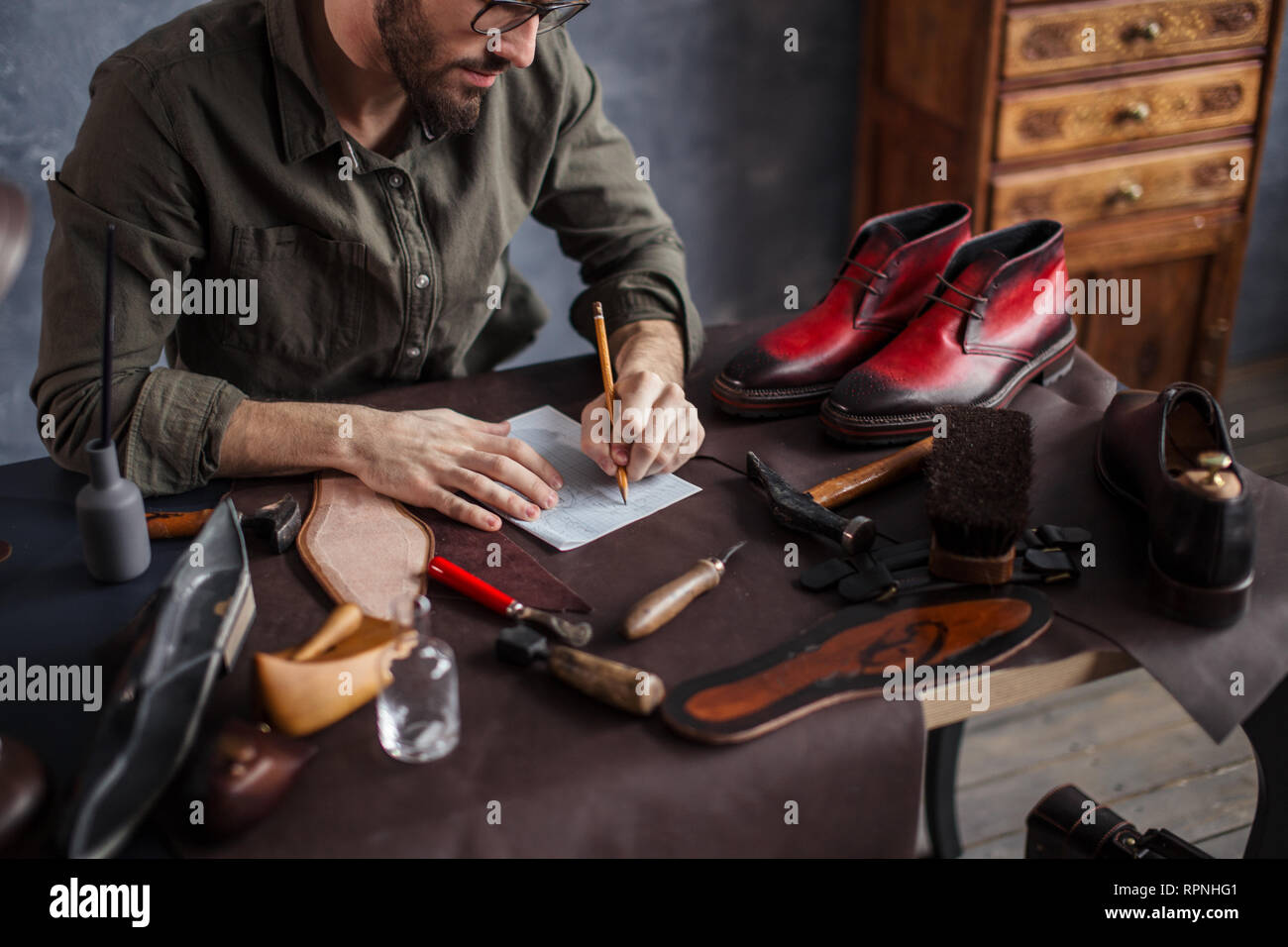 Craftman der Arbeitstag Planung. Bis 7/8 schließen Foto Stockfoto