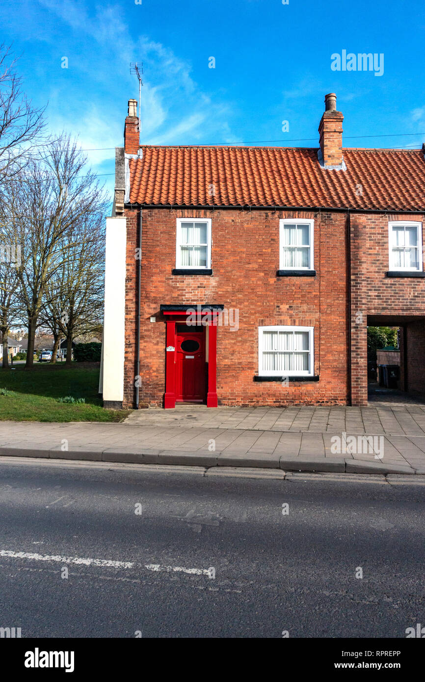 Old English Brick House Entrance Stockfotos und -bilder Kaufen - Alamy