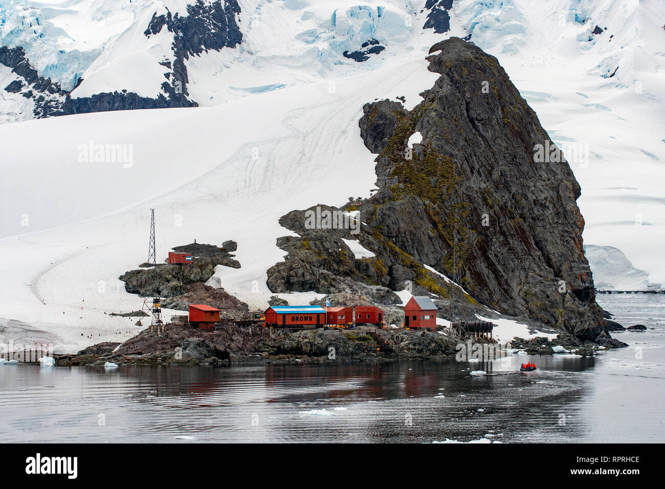 Almirante Brown Station, Paradise Harbour, Antarktische Halbinsel Stockfoto