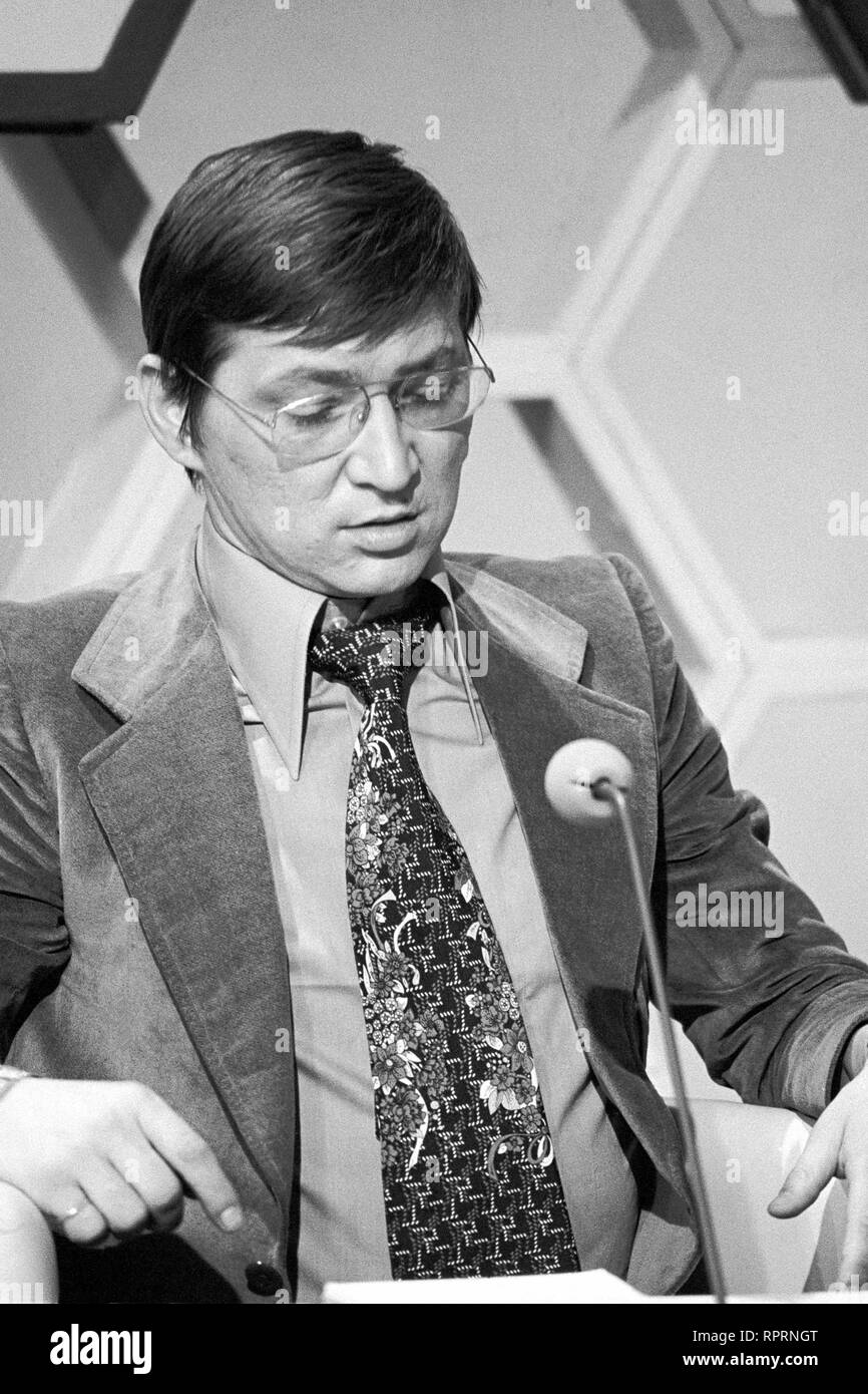 DALLI DALLI/Rainer Werner Fassbinder in der Quizshow 'Dalli Dalli', 70er. Stockfoto