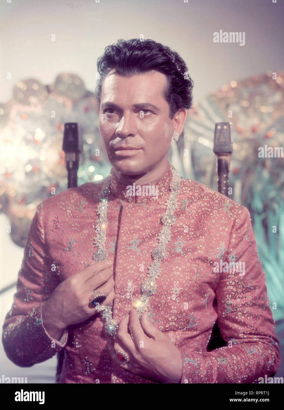 "DER Tiger von Eschnapur"/Le Tigre du Bengale/La Tigre di Eschnapur" BRD/Frankreich/Italien 1958 / Fritz Lang Maharadscha von Eschnapur" (WALTER REYER). 31899/Überschrift: Der Tiger von Eschnapur"/BRD/Frankreich/Italien 1958 Stockfoto