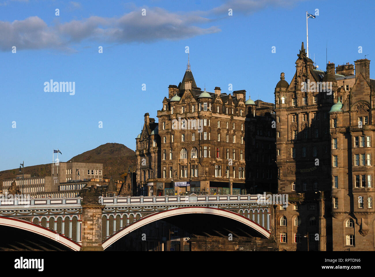 Tourismus: North Bridge, Edinburgh, Edimburgo, Schottland, Vereinigtes Königreich Stockfoto