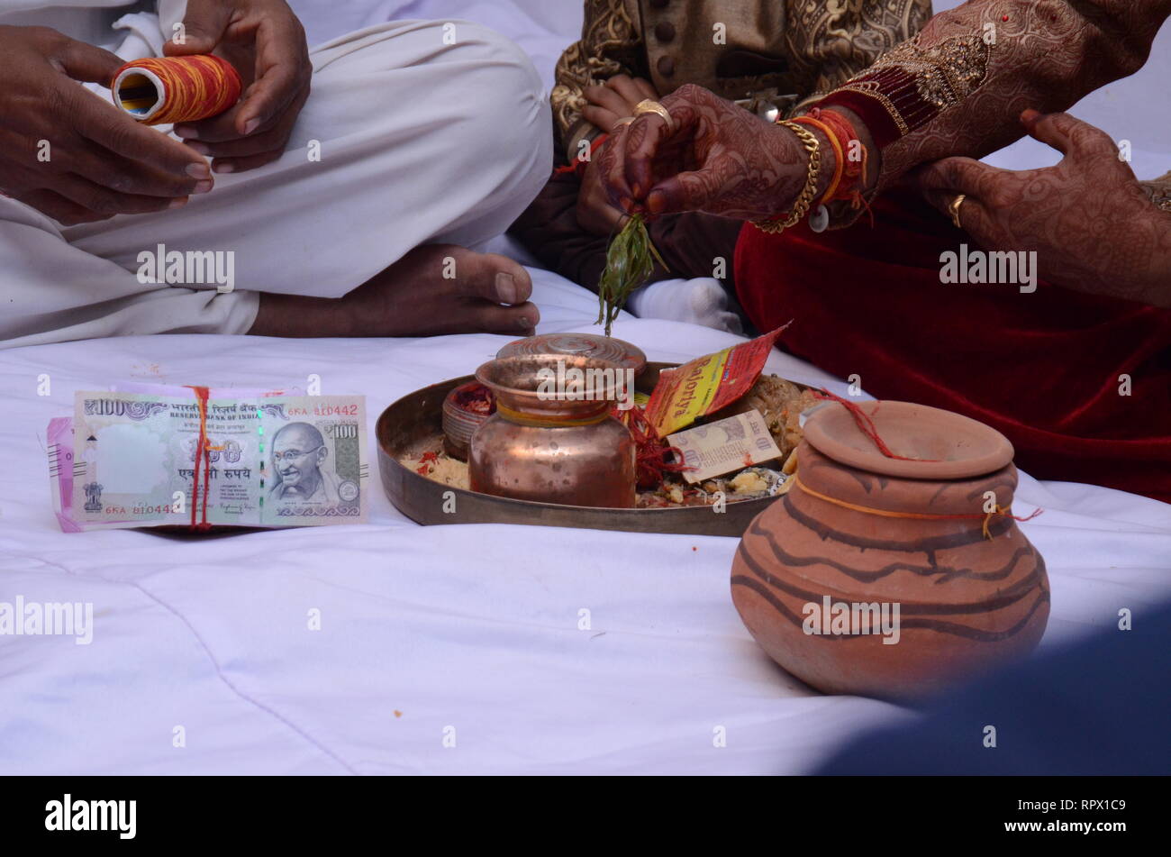 Es ist eine Indische Hochzeit Bild, das über die Kultur Indiens erzählt Stockfoto