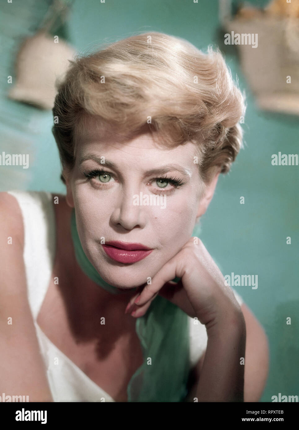 HILDEGARD KNEF, Studioaufnahme aus den 1950er Jahren. Ca. 1952 Stockfoto