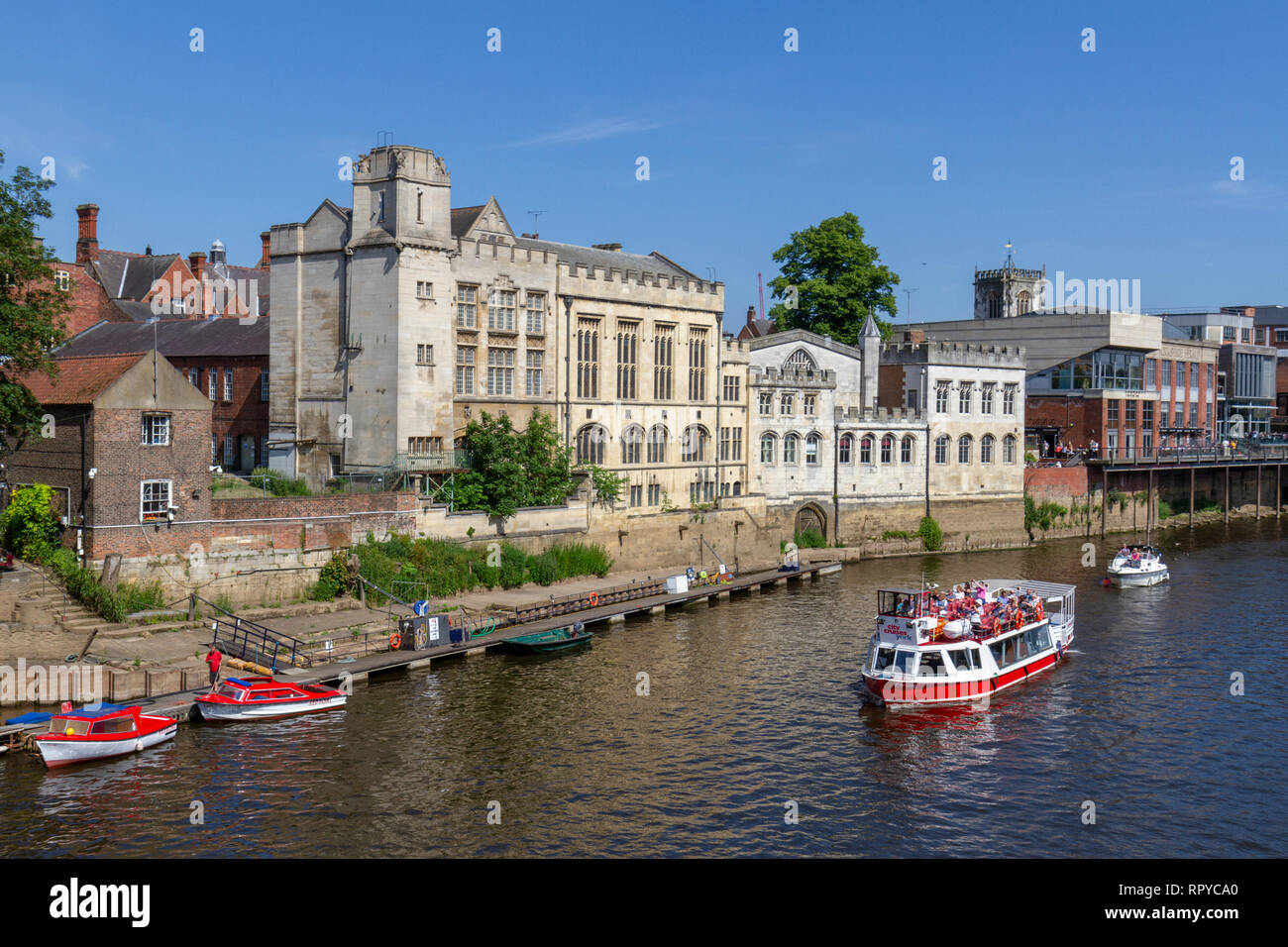 Touristenboot Fluss König von City Cruises York Kreuzfahrt auf dem Fluss Ouse, Stadt York, UK. Stockfoto