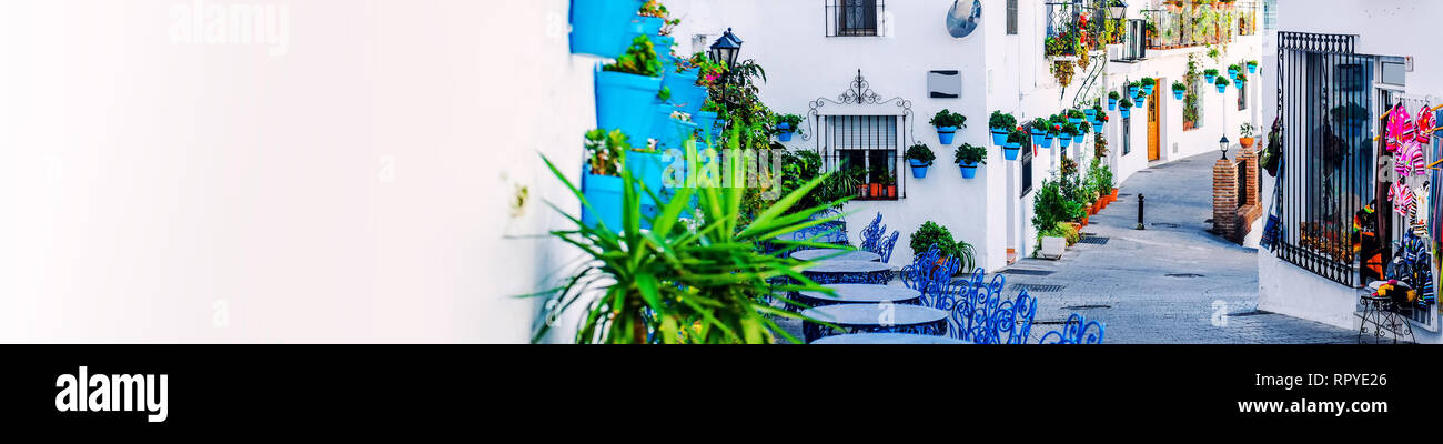 Charmante Mijas Street, weissen Dorf in Andalusien, Costa del Sol. Im südlichen Spanien. Copyspace für Text. Reiseziele urlaub reisen Bilder Stockfoto