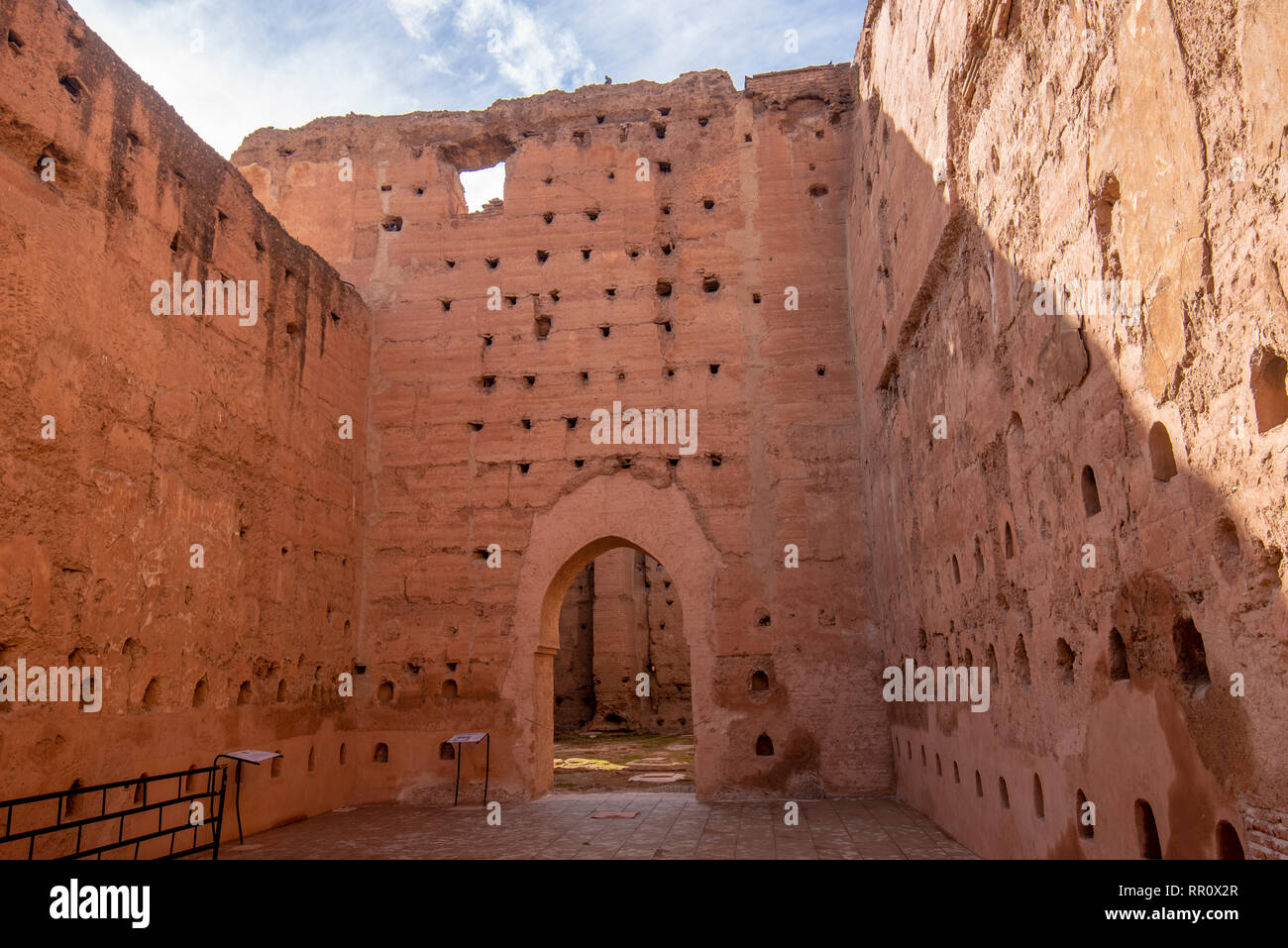 El Badi Palast ist ein palastruine in Marrakesch, Marokko. Es ist von der Arabischen Saadian Sultan Ahmad al-Mansur in Auftrag gegeben. Palais El Badii Stockfoto