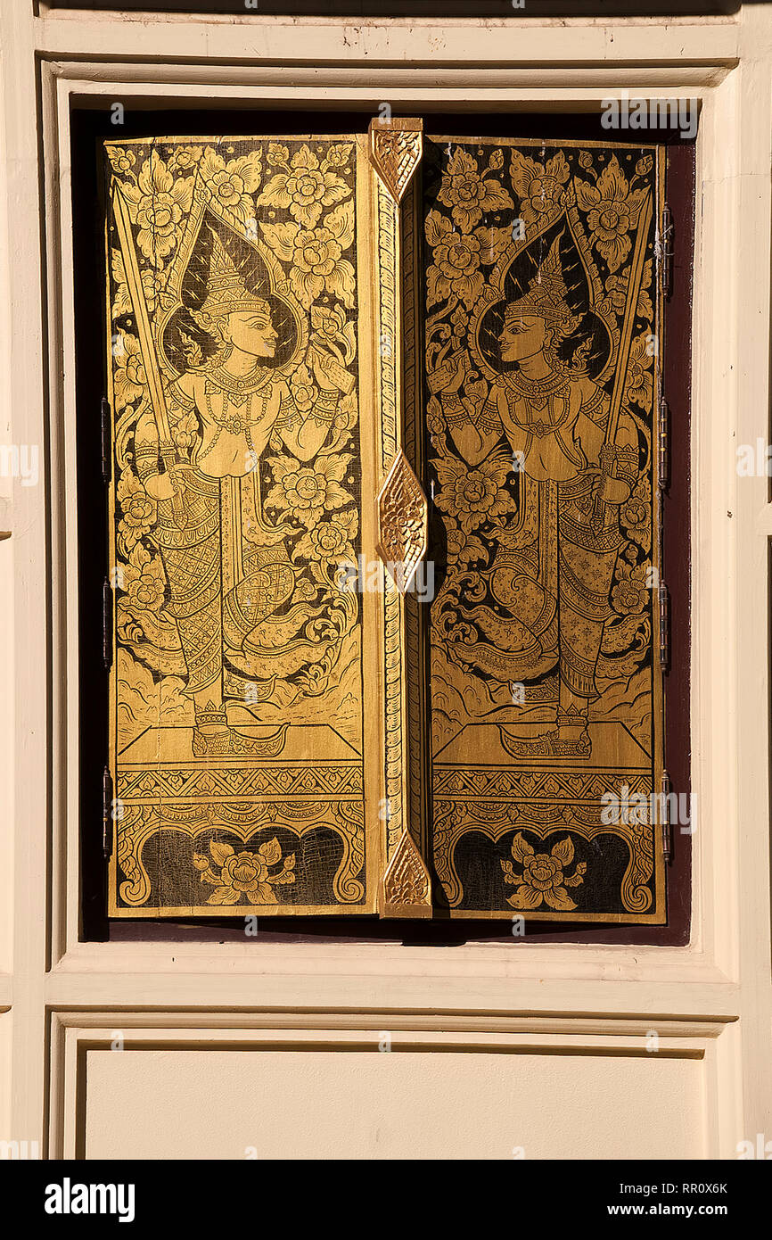 Chiang Rai Thailand, verzierten Fensterläden im Wat Phra That Doi Chom Thong Stockfoto