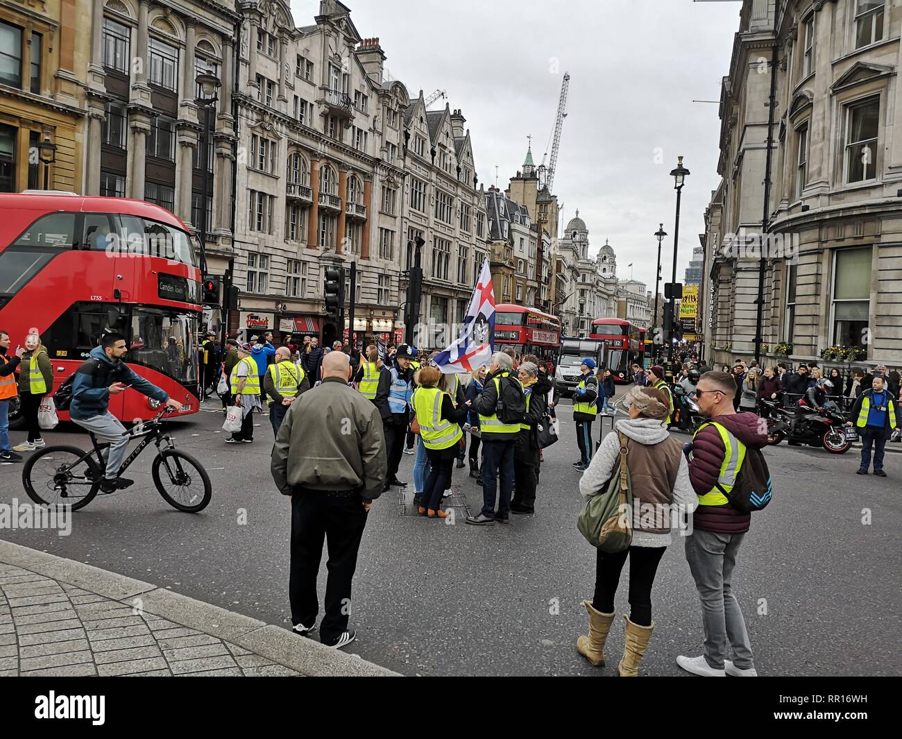 Menschen protestieren brexit Trafalgar Square No Deal kein Problem Stockfoto