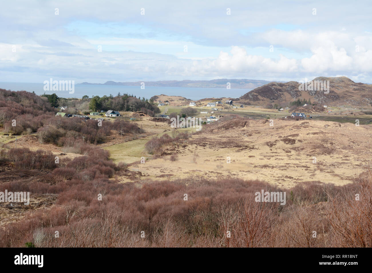 Ein kleines Dorf am Stadtrand von Mallaig, in Lochaber, an der Westküste der schottischen Highlands, Schottland, Vereinigtes Königreich. Stockfoto