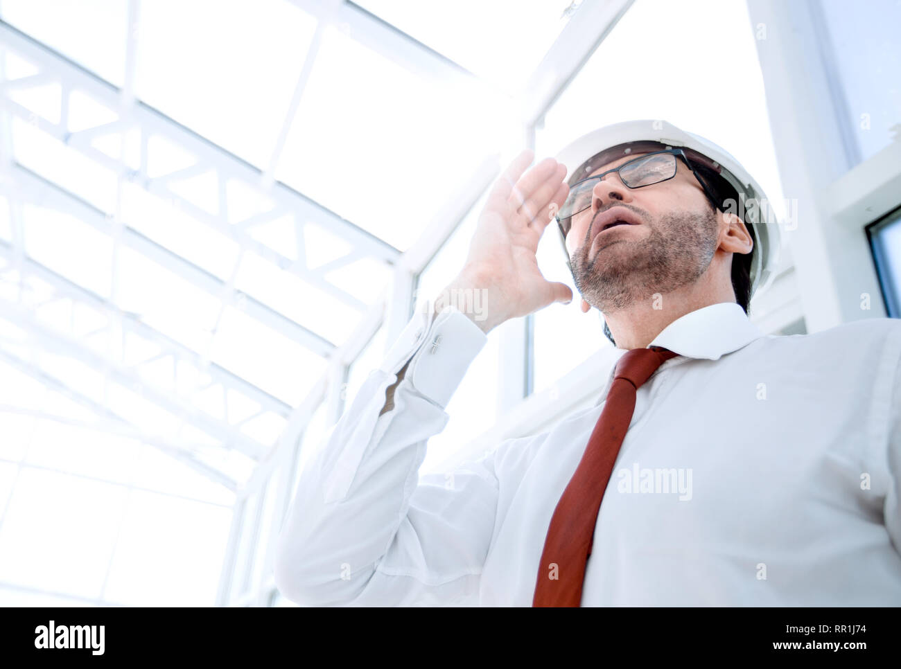 Architekt Schreie in einem leeren Büro Stockfoto