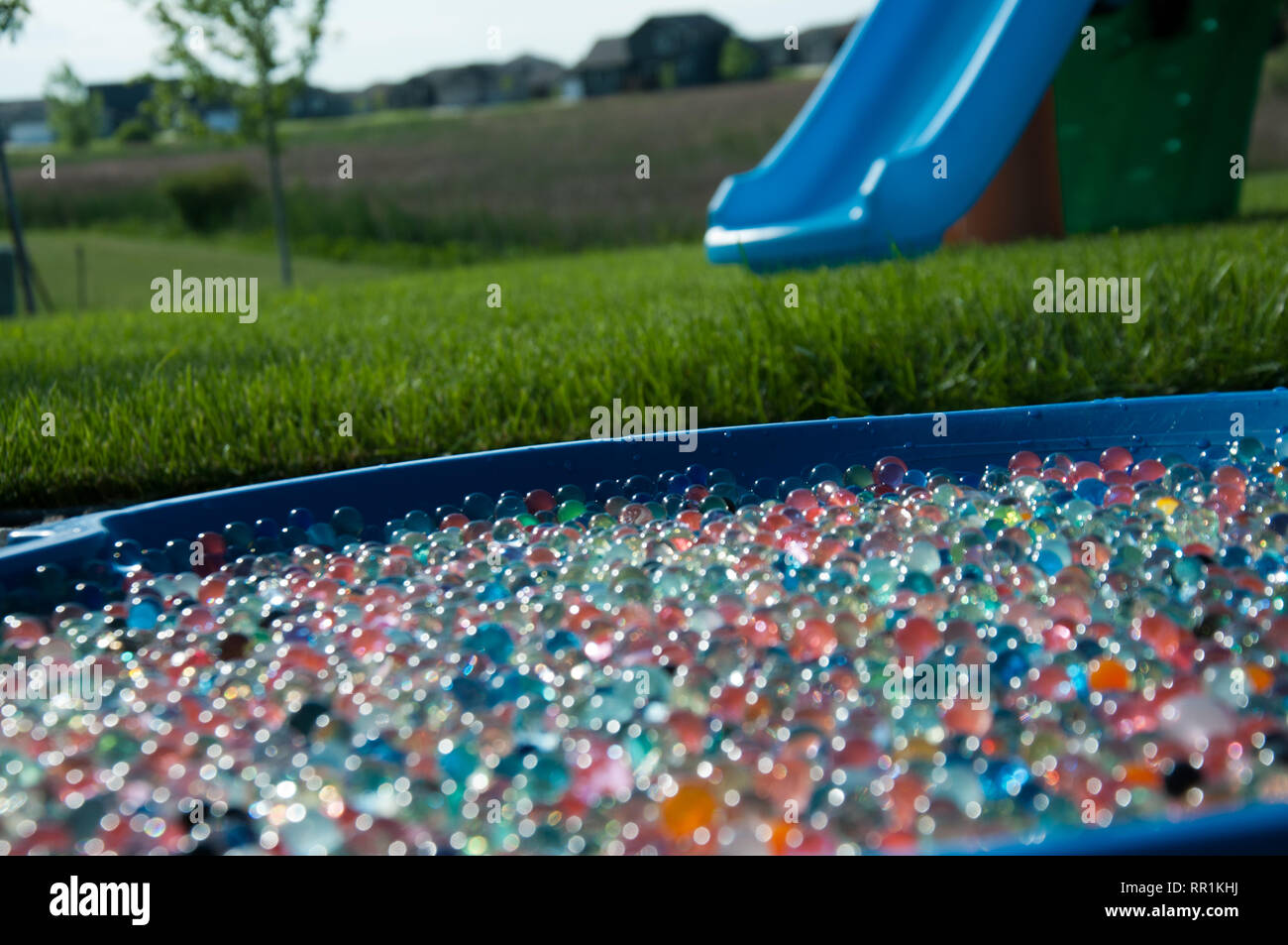 Bunte Wasser perlen Stockfoto