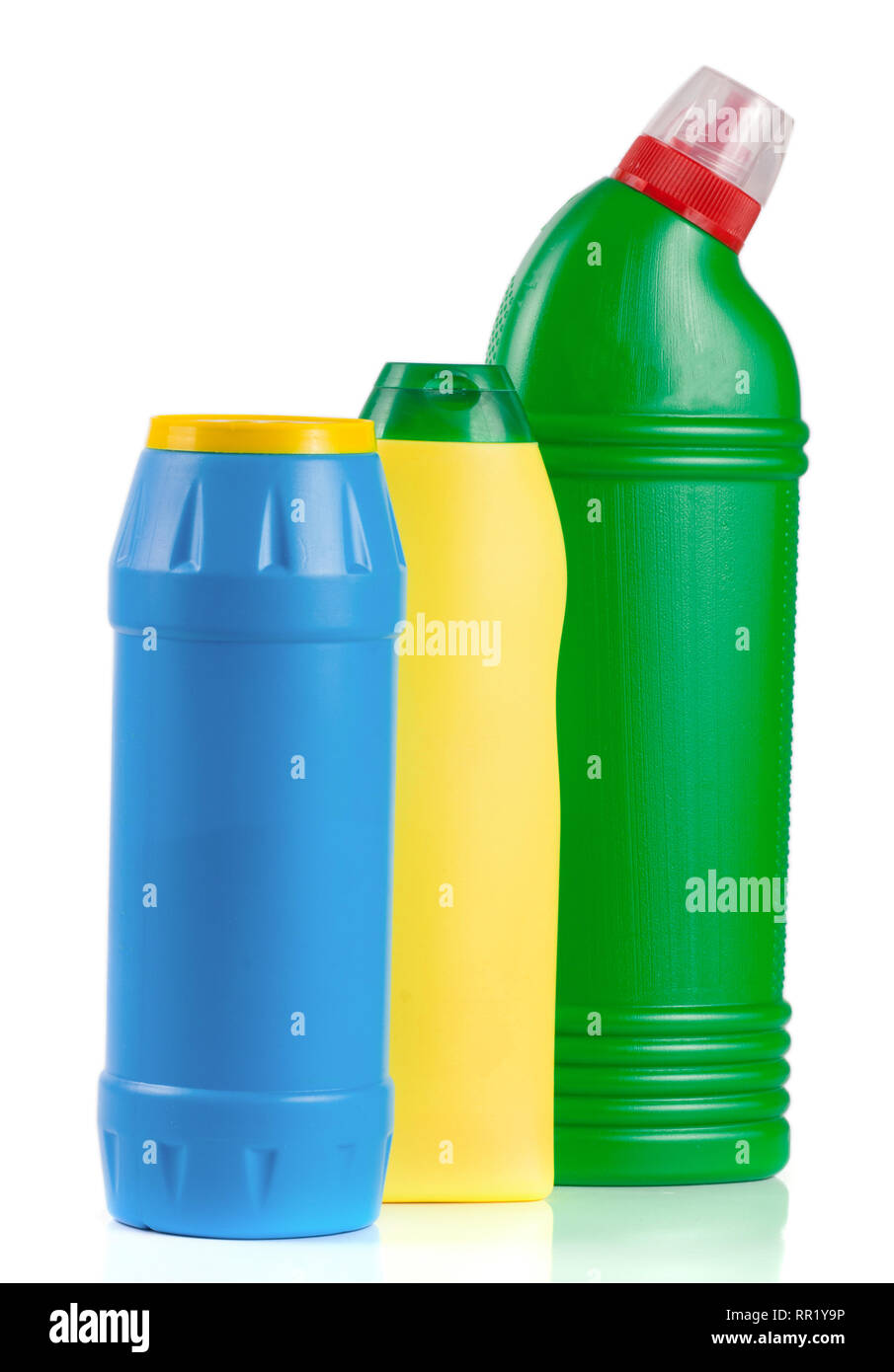 Drei Flaschen Reiniger auf weißem Hintergrund Stockfoto