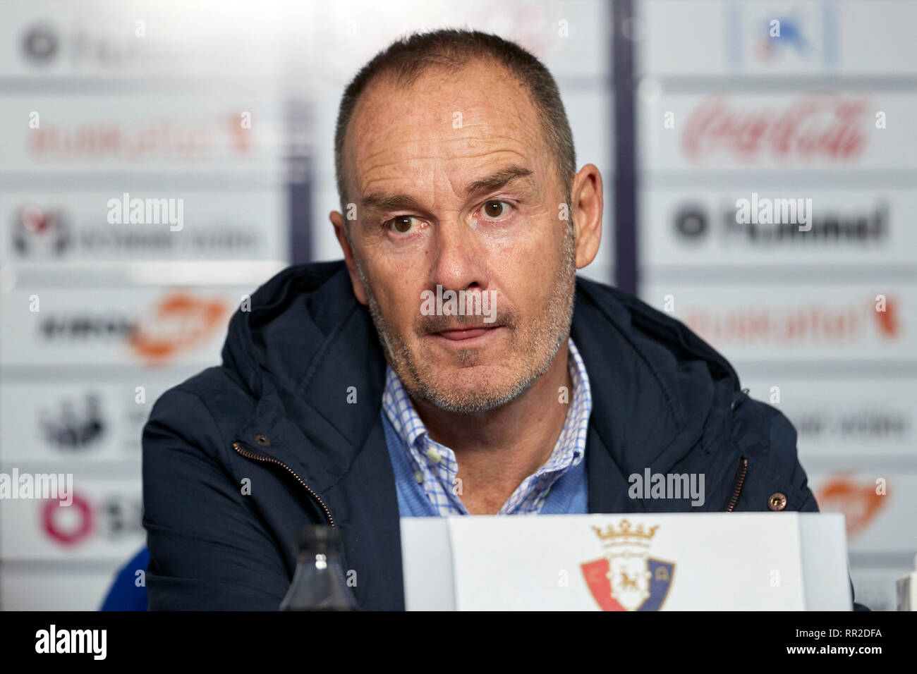 Víctor Fernández (Trainer; Real Saragossa) während der spanischen Fußball der Liga 123, Übereinstimmung zwischen CA Osasuna und Real Saragossa an der Sadar Stadium, in Pamplona (Navarra). Final Score: CA Osasuna 1:0 Real Saragossa Stockfoto