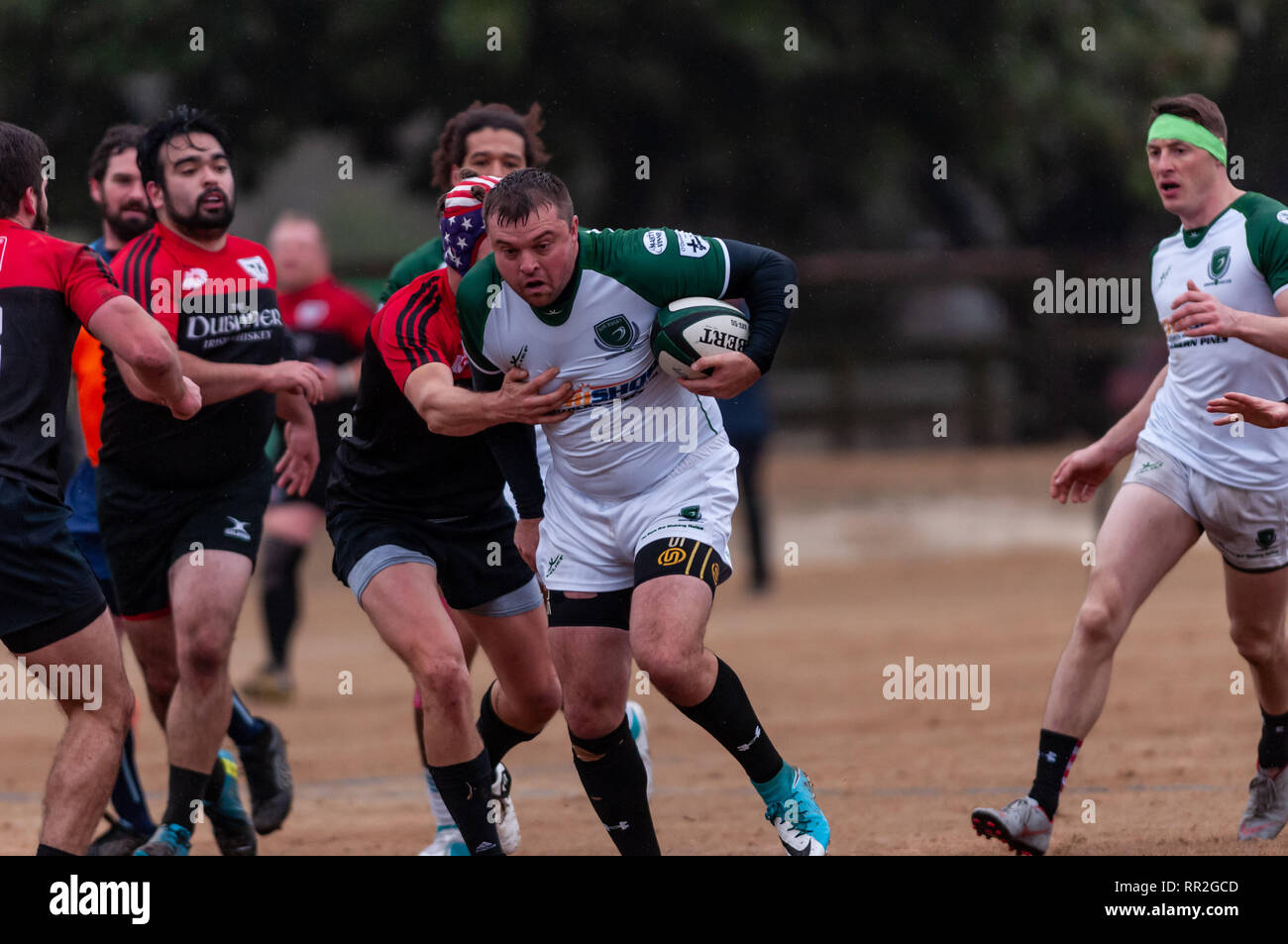 Februar 23, 2019 - Southern Pines, North Carolina, USA - Dez. 23, 2019 - Southern Pines, N.C., USA - der Carolinas geographische Rugby Union Rugby Männer Aktion zwischen den Southern Pines'' große Kegel'' und Charleston (South Carolina) Outlaws Rugby Football Club Twin Felder Bauernhof. Southern Pines - aus Charleston, 105-0. (Bild: © Timothy L. Hale/ZUMA Draht) Stockfoto