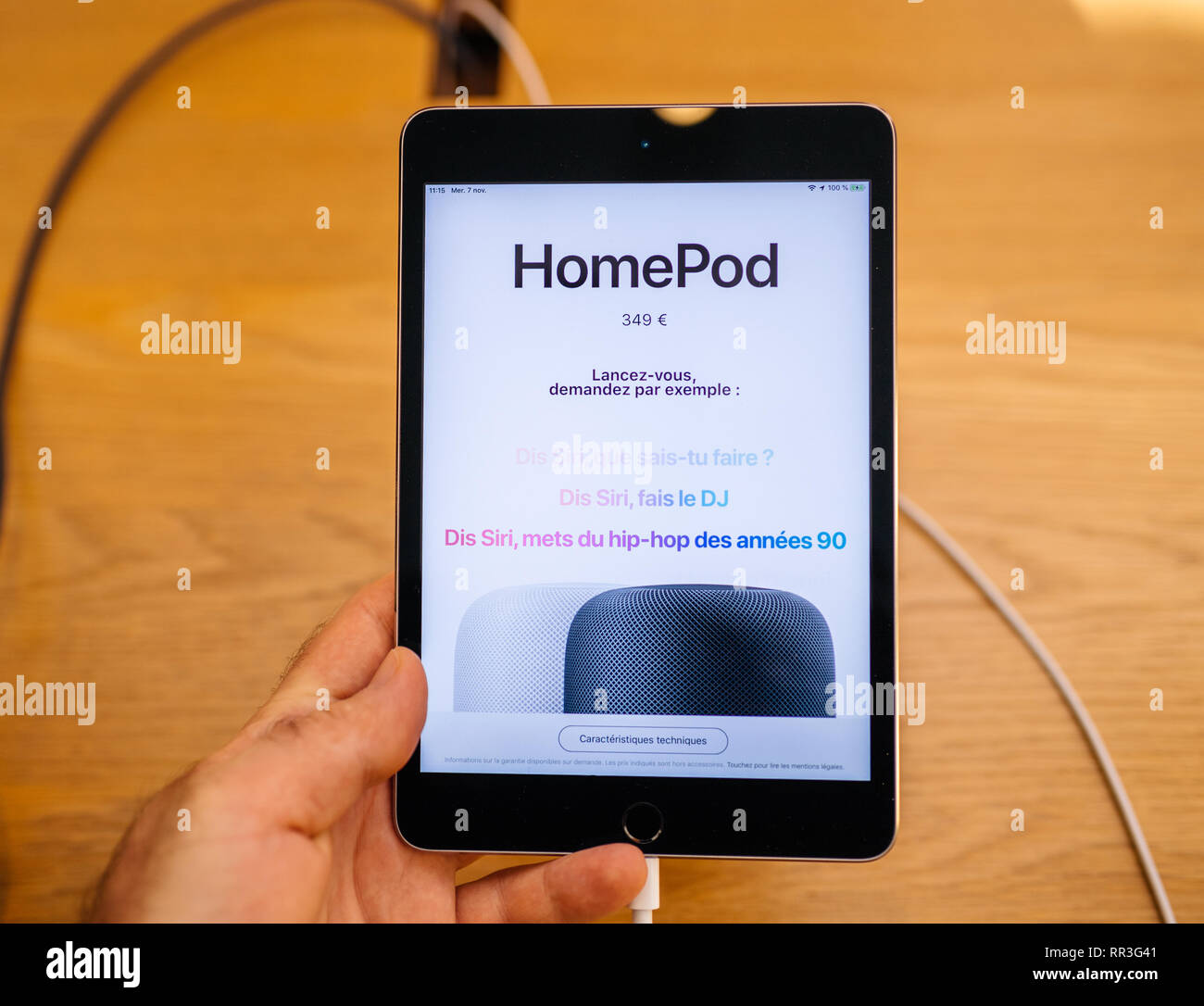 Ipad Mini Stockfotos Und Bilder Kaufen Alamy