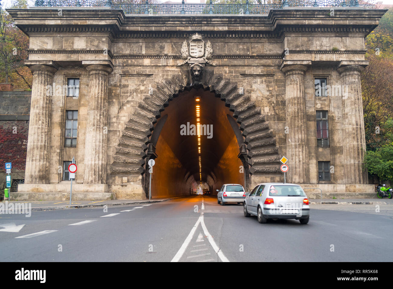 Adam Clark Tunnel unter dem Burgberg in Budapest, Ungarn Stockfoto
