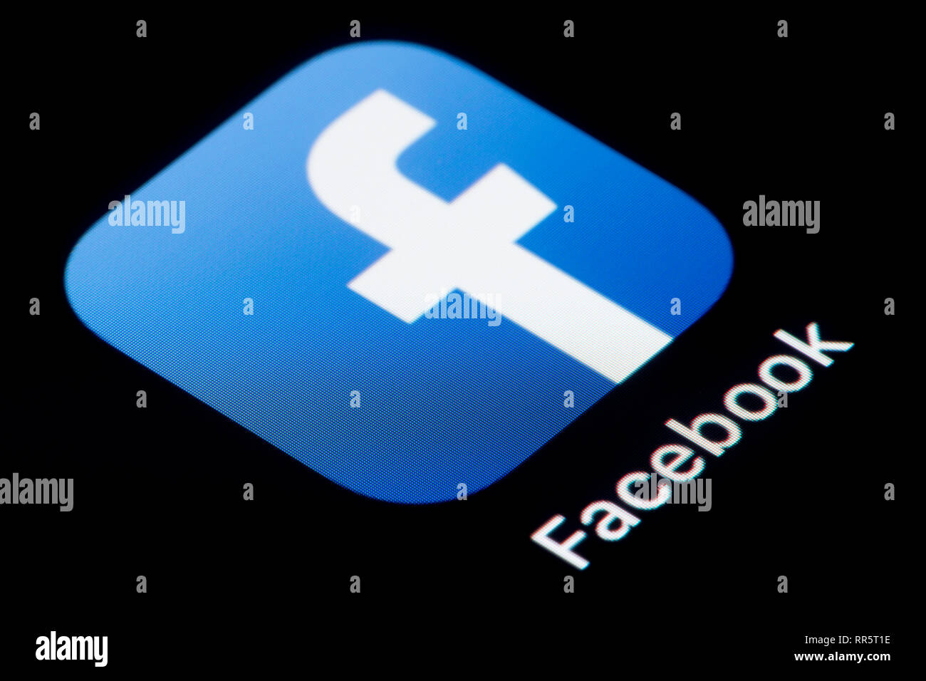 Eine Nahaufnahme der Facebook App Symbol, wie auf dem Bildschirm eines Smartphones (nur redaktionelle Nutzung) Stockfoto