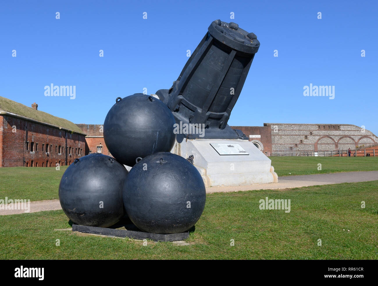 Große Mörtel auf Anzeige an Fort Nelson Royal Armouries Museum, Portsdown Hill, Portsmouth, Hampshire, England, Großbritannien Stockfoto