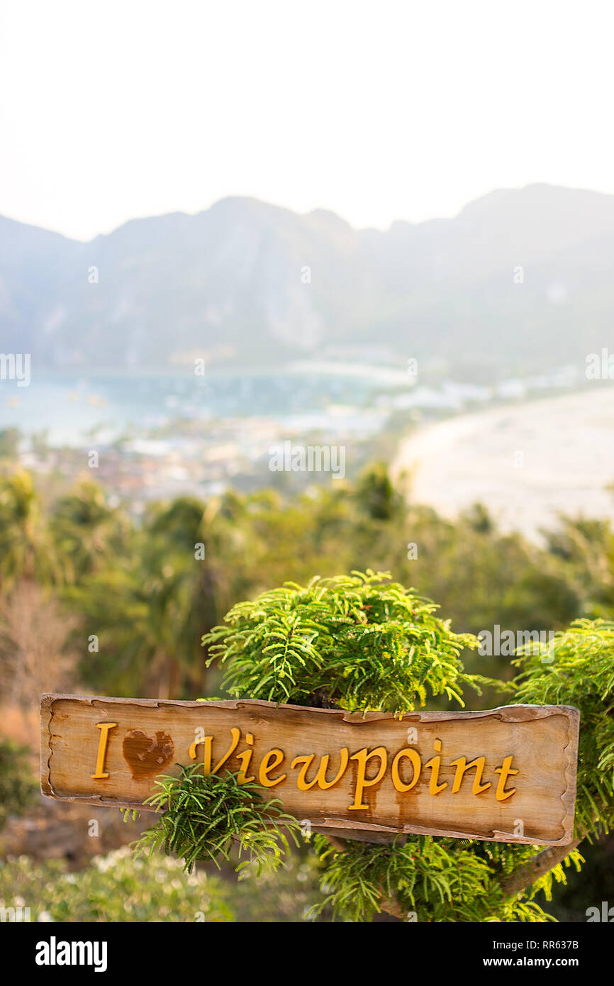 Die "i Heart Sicht' bei der Tourist sunset Viewpoint auf Phi Phi Island, Thailand. Stockfoto