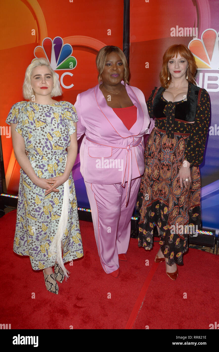 NBC New York drücken Sie Quark im Four Seasons Hotel - Roter Teppich Anreise mit: Mae Whitman, Retta, Christina Hendricks Wo: New York, New York, United States Wenn: 24 Jan 2019 Credit: Ivan Nikolov/WENN.com Stockfoto