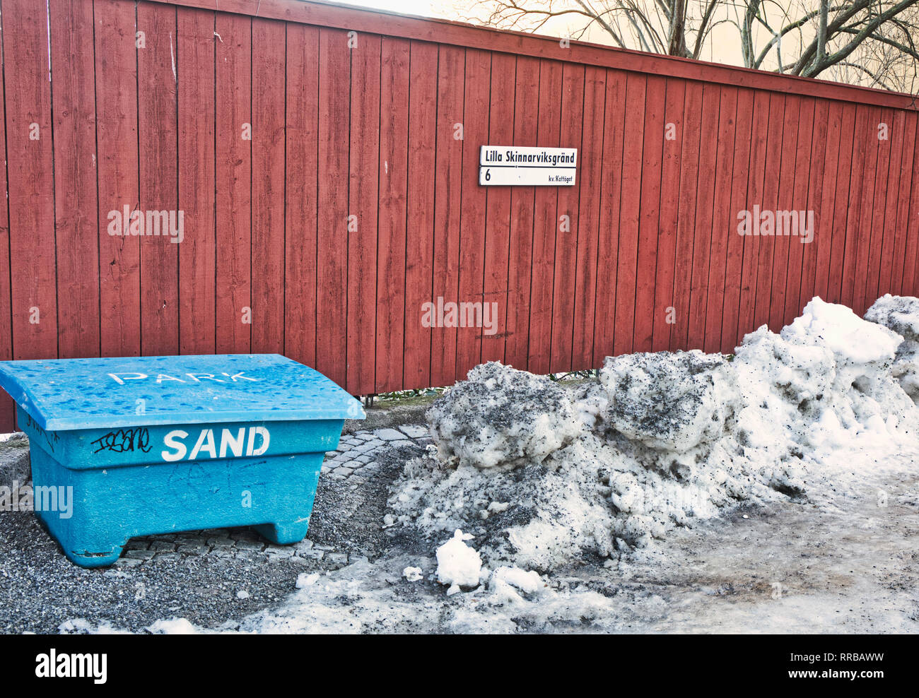 Sandbox für Knirschen im Winter, Lilla Skinnarviksgrand, Södermalm, Stockholm, Schweden, Skandinavien Stockfoto