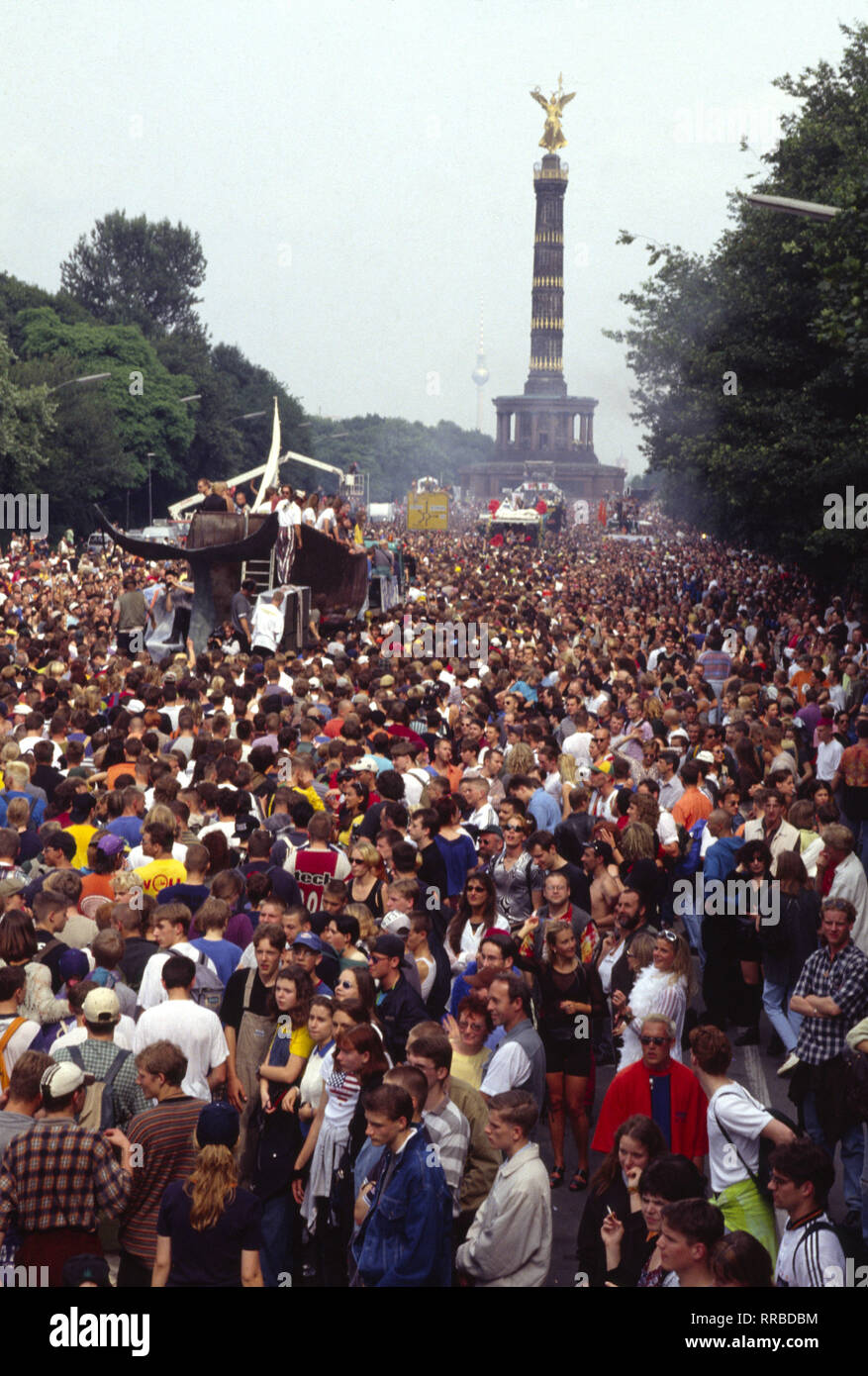 Loveparade/Love Parade in Berlin 1996. /Überschrift: Love Parade Stockfoto