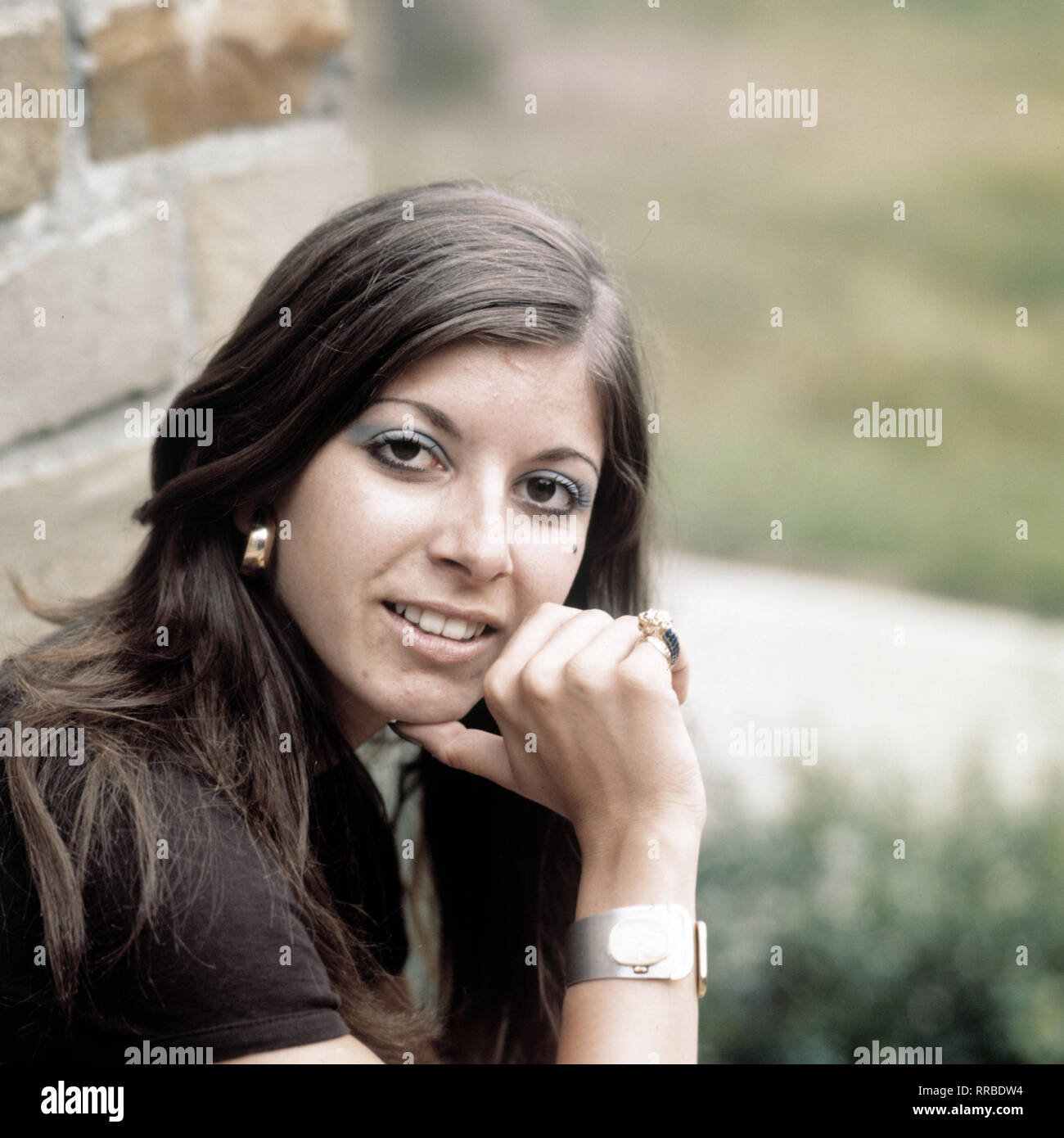MONICA MORELL/schlagersängerin Monica Morell, 70er Jahre. /Überschrift: MONICA MORELL Stockfoto