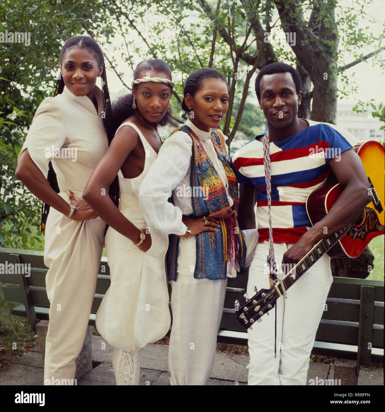 BONEY M, Pop- und Disco Bildung (1984)/Überschrift: boney M ...