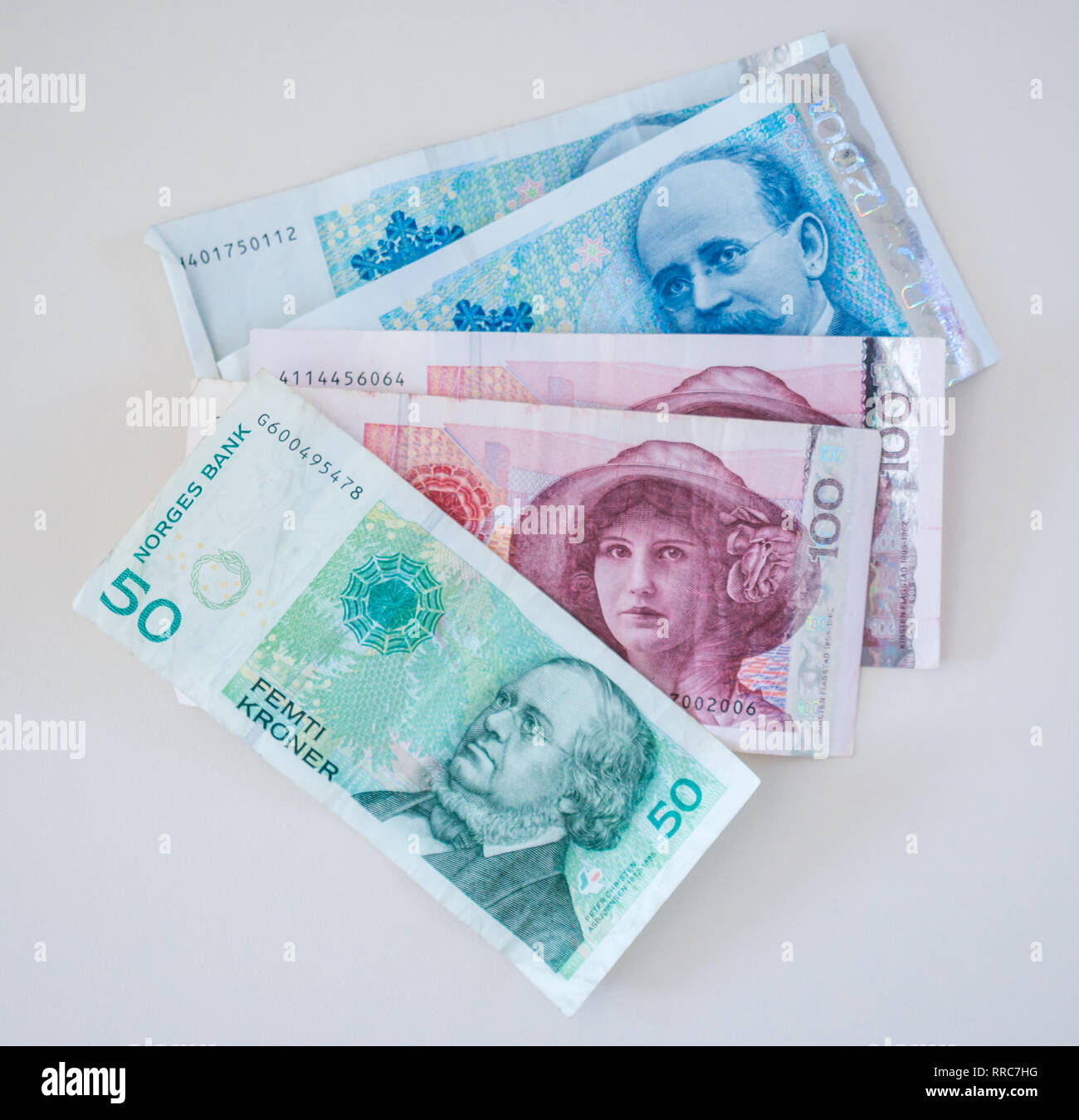 Ausländisches Geld Norwegen Banknoten; Norwegian Kroner, 50 Kronen, 100  Kronen und 200 Kronen Notizen Stockfotografie - Alamy