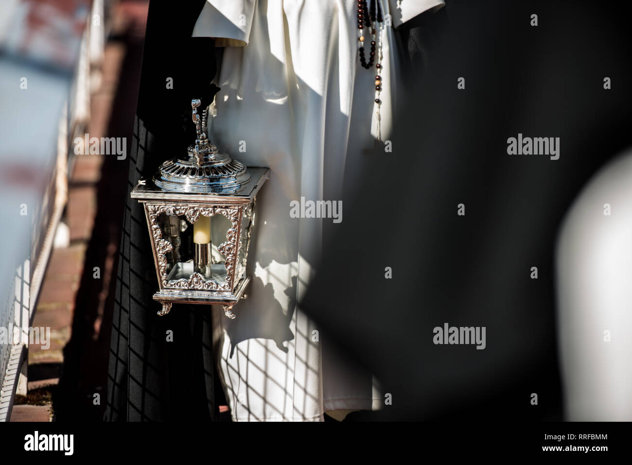 Die dominikanische Bruderschaft des Heiligen Christus des Sieges, Unserer Lieben Frau vom Rosenkranz in Ihrer schmerzhaften Geheimnisse Stockfoto