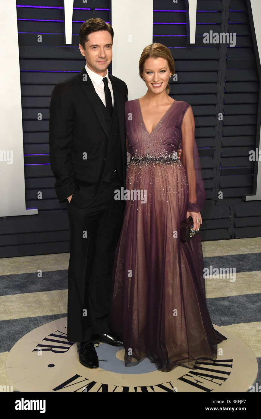 Februar 24, 2019 - Los Angeles, Kalifornien, USA - 24. Februar 2019 - Los Angeles, Kalifornien - Topher Grace, Ashley Hinshaw. 2019 Vanity Fair Oscar Partei nach der 91st Academy Awards im Wallis Annenberg Center für Darstellende Künste. Photo Credit: Birdie Thompson/AdMedia (Credit Bild: © Birdie Thompson/AdMedia über ZUMA Draht) Stockfoto