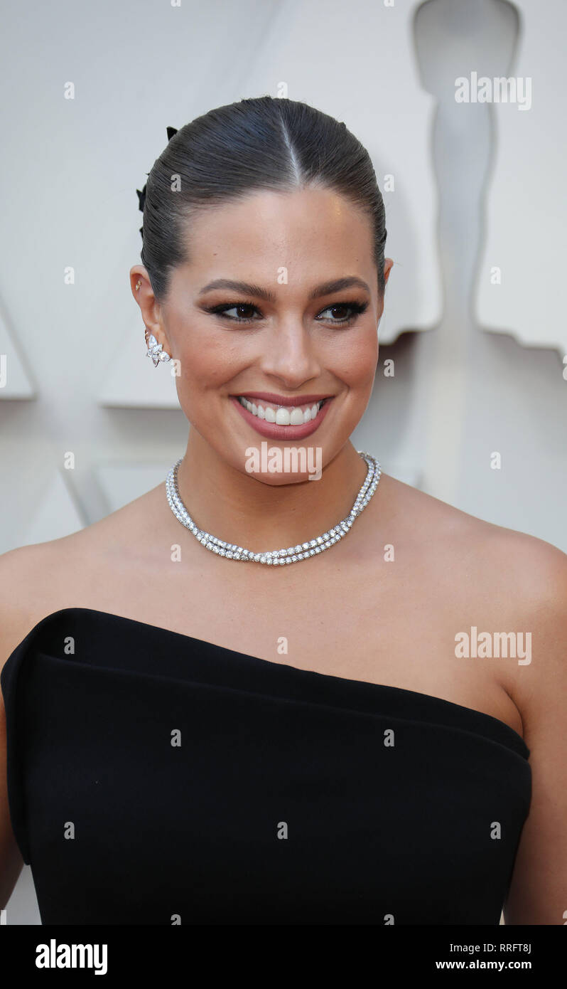 Hollywood, Kalifornien, USA. 24 Feb, 2019. Ashley Graham kommt, um den roten Teppich für den 91th Oscars Preisverleihung in Hollywood, Kalifornien am Sonntag, den 24. Februar 2019. Credit: Emilio EMILIO Flores Flores/Prensa Internacional/ZUMA Draht/Alamy leben Nachrichten Stockfoto