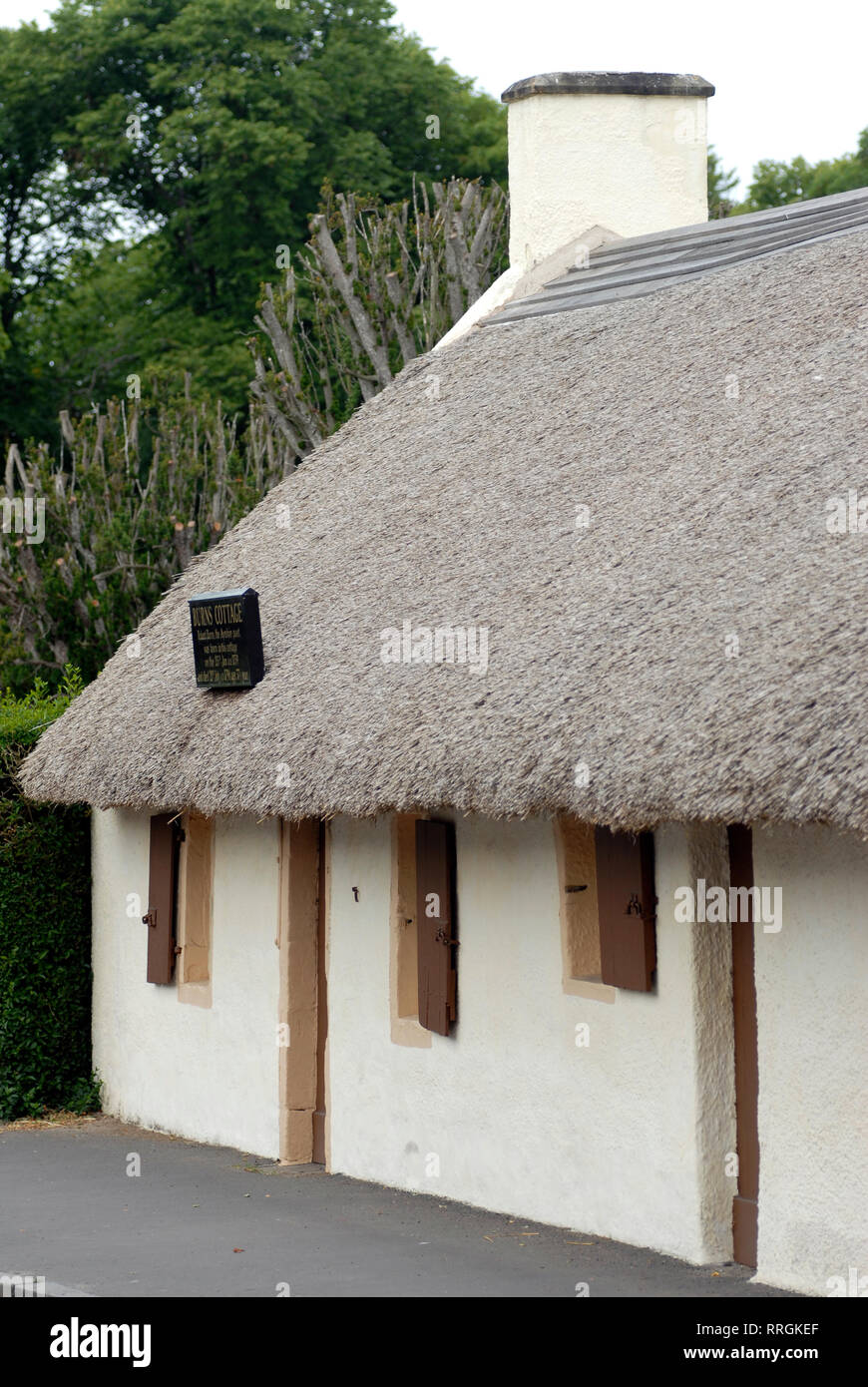 Kulturtourismus: Außenansicht des Dichters Robert Burns Cottage, Alloway, Ayrshire, Schottland, Großbritannien Stockfoto