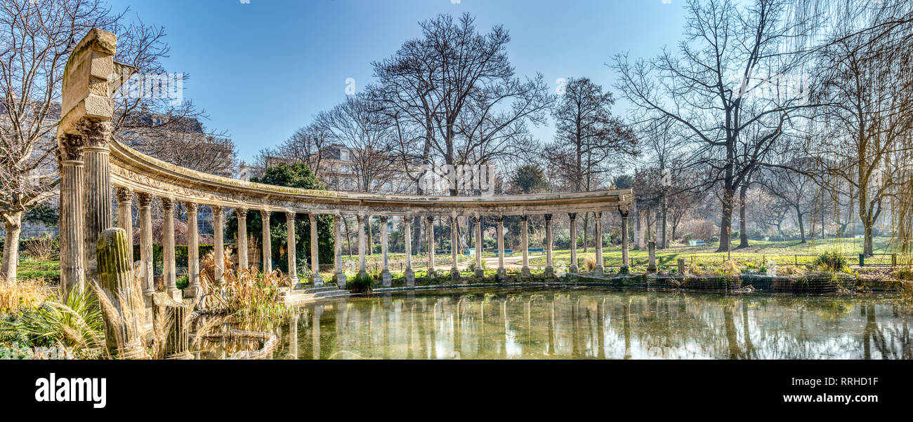 Spalten im Parc Monceau - Paris, Frankreich Stockfoto