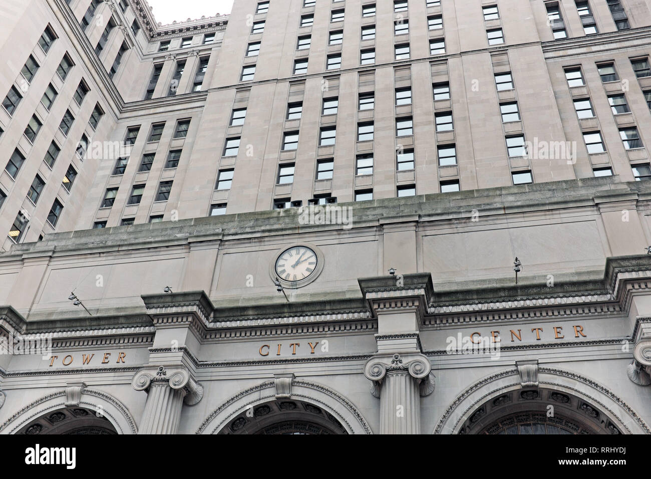 Der 52-stöckige berühmte Terminal Tower wurde 1927 fertiggestellt und war bis 1964 das zweithöchste Gebäude in den USA. Die Eigentumsverhältnisse sind unterschiedlich. Stockfoto