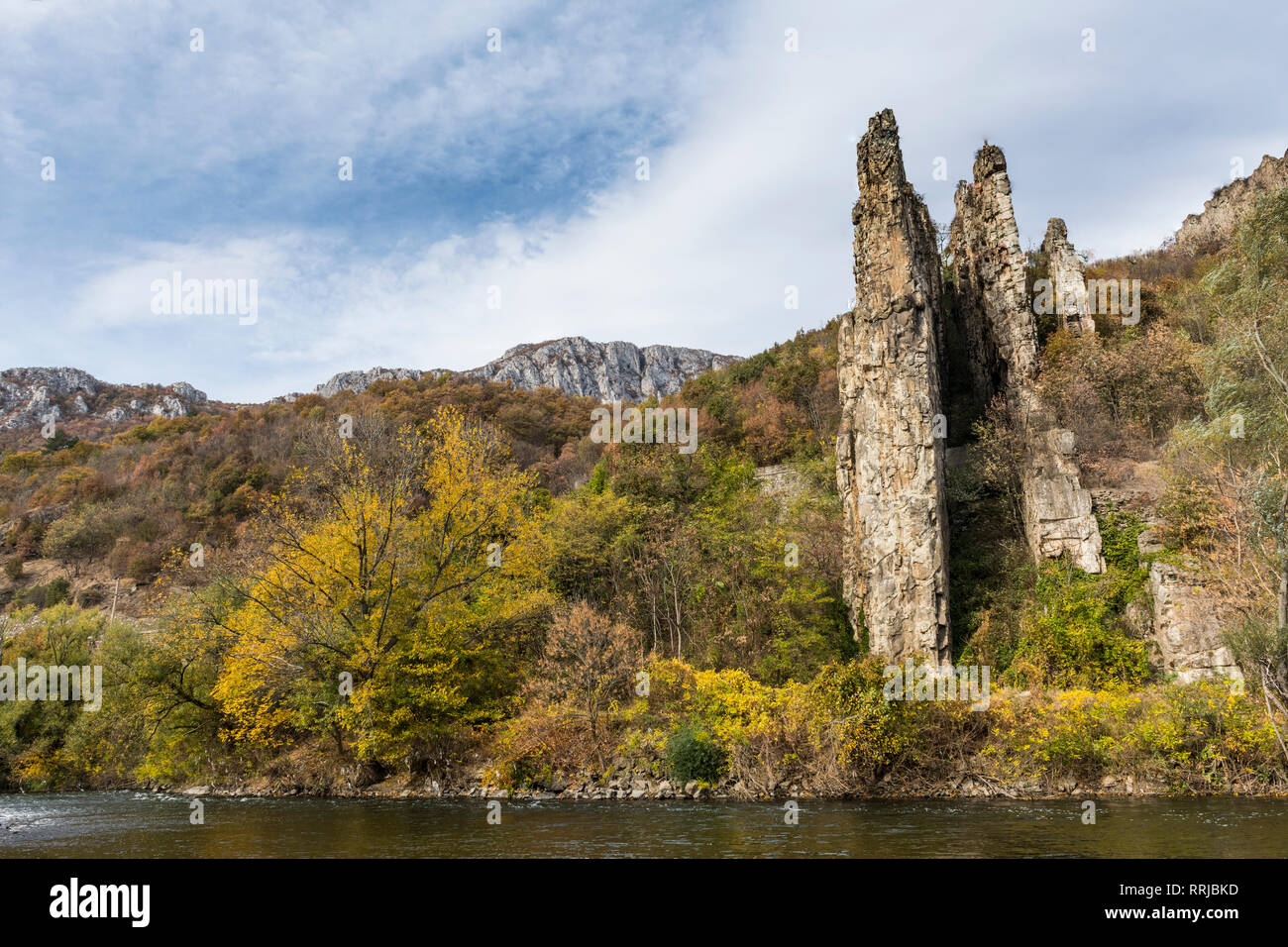 Schöne Herbstfarben in der iskar Schlucht, Bulgarien, Europa Stockfoto