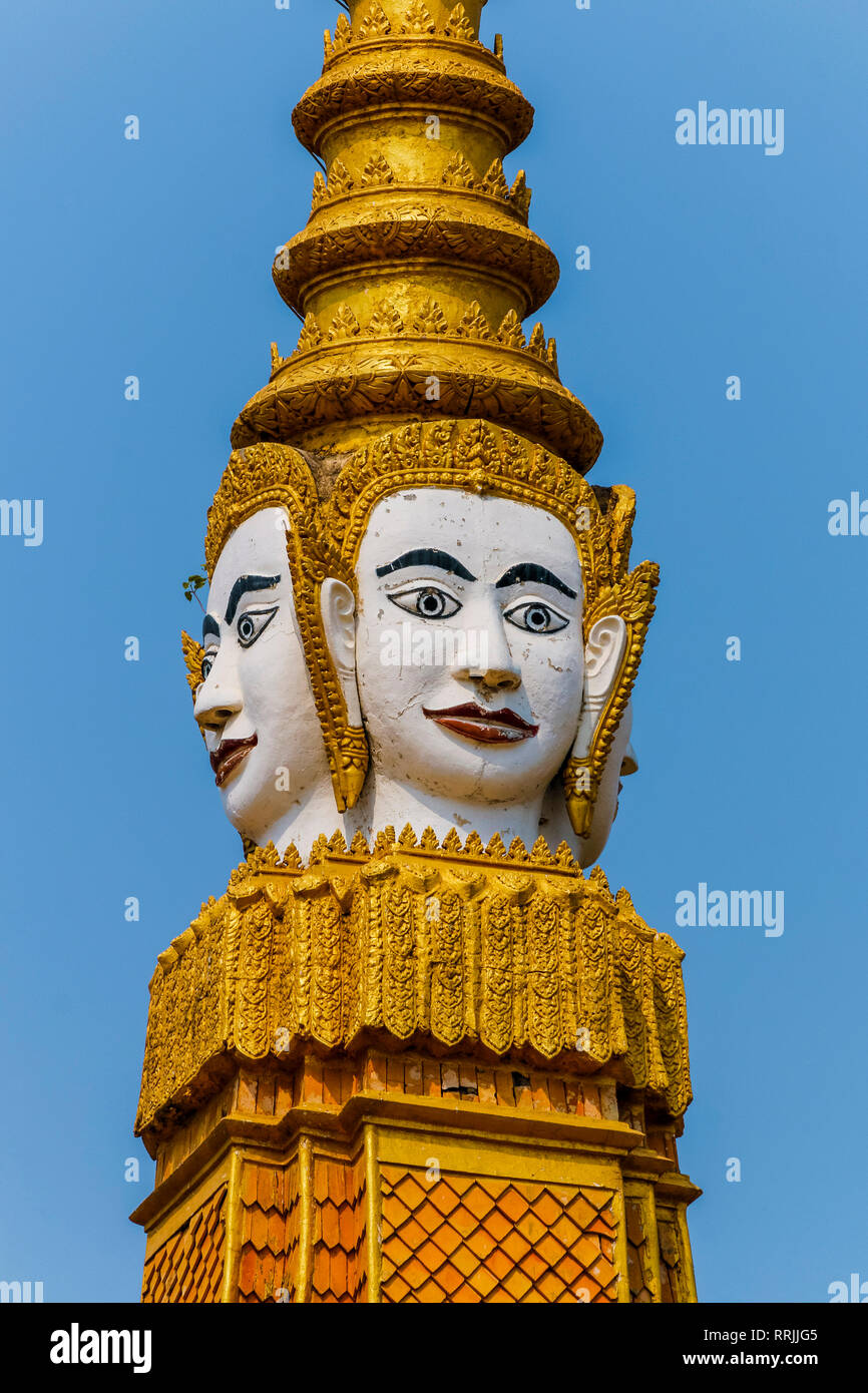 Hindu Gott Brahma auf 193 Fuß Golden Spire der Thronsaal im Royal Palace, Royal Palace, Stadtzentrum, Phnom Penh, Kambodscha, Indochina Stockfoto