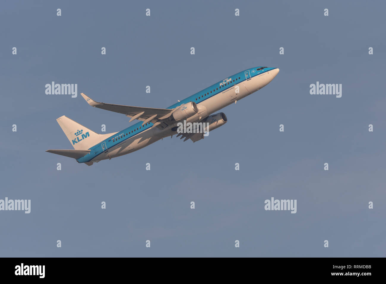 KLM Royal Dutch Airlines Boeing 737 Jet Airliner Ebene PH-Bxv vom London Heathrow Flughafen, Großbritannien. Flug Abflug Stockfoto