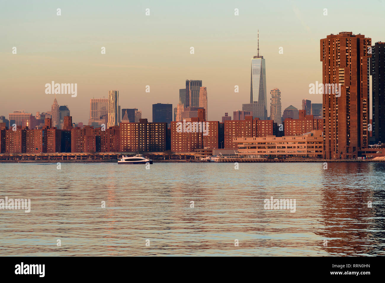 Nordamerika, Amerika, American, Ostküste, New York, Manhattan, East River, Lower Manhattan, Skyline Stockfoto