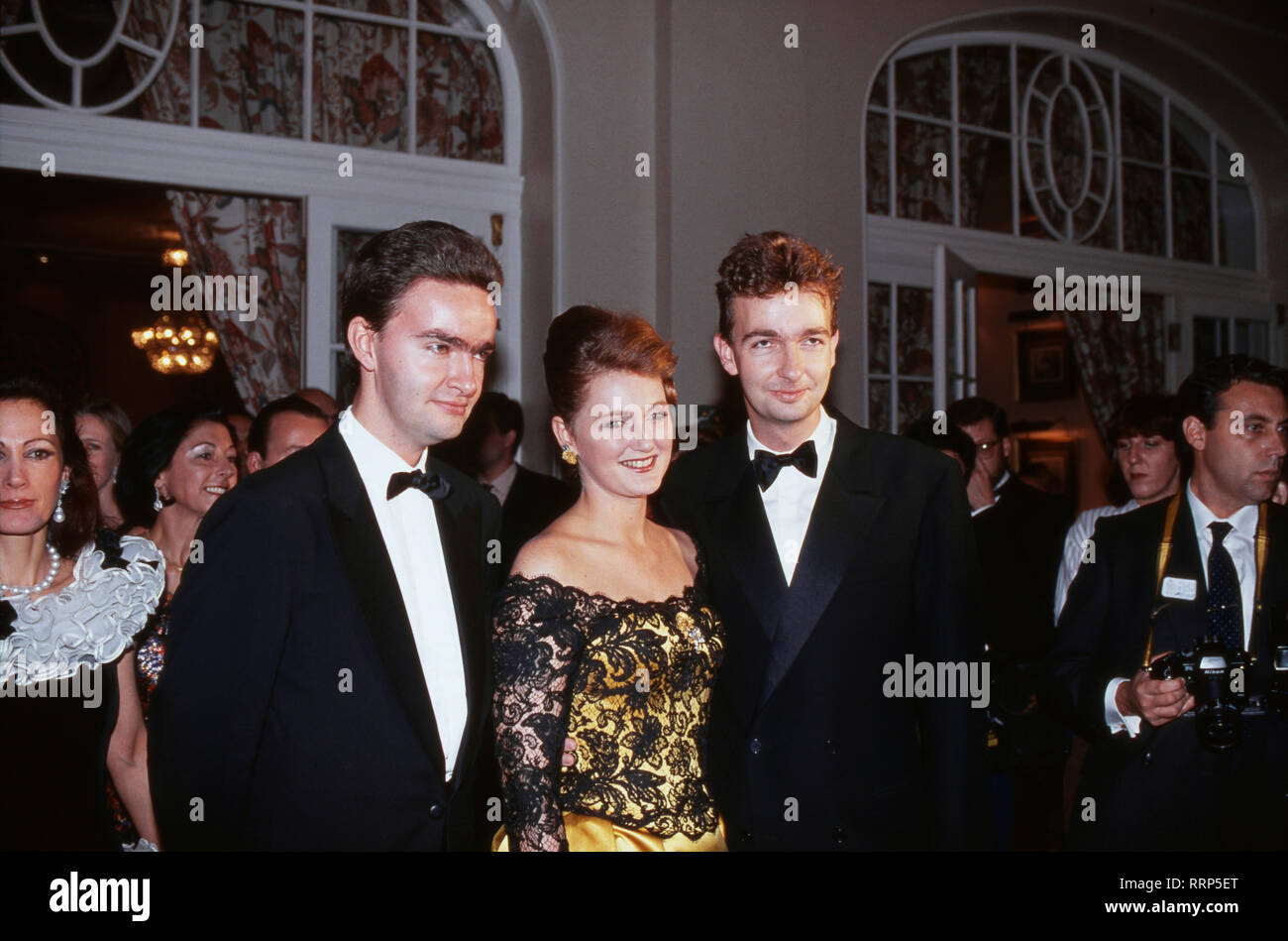 Baronin Francesca von Thyssen Bornemisza, mit ihrem Mann Karl von Habsburg-Lothingen, Ca. 1994. Baroness Francesca von Thyssen Bornemisza mit ihrem Ehemann Karl von Habsburg Lothringen, Ca. 1994. Stockfoto