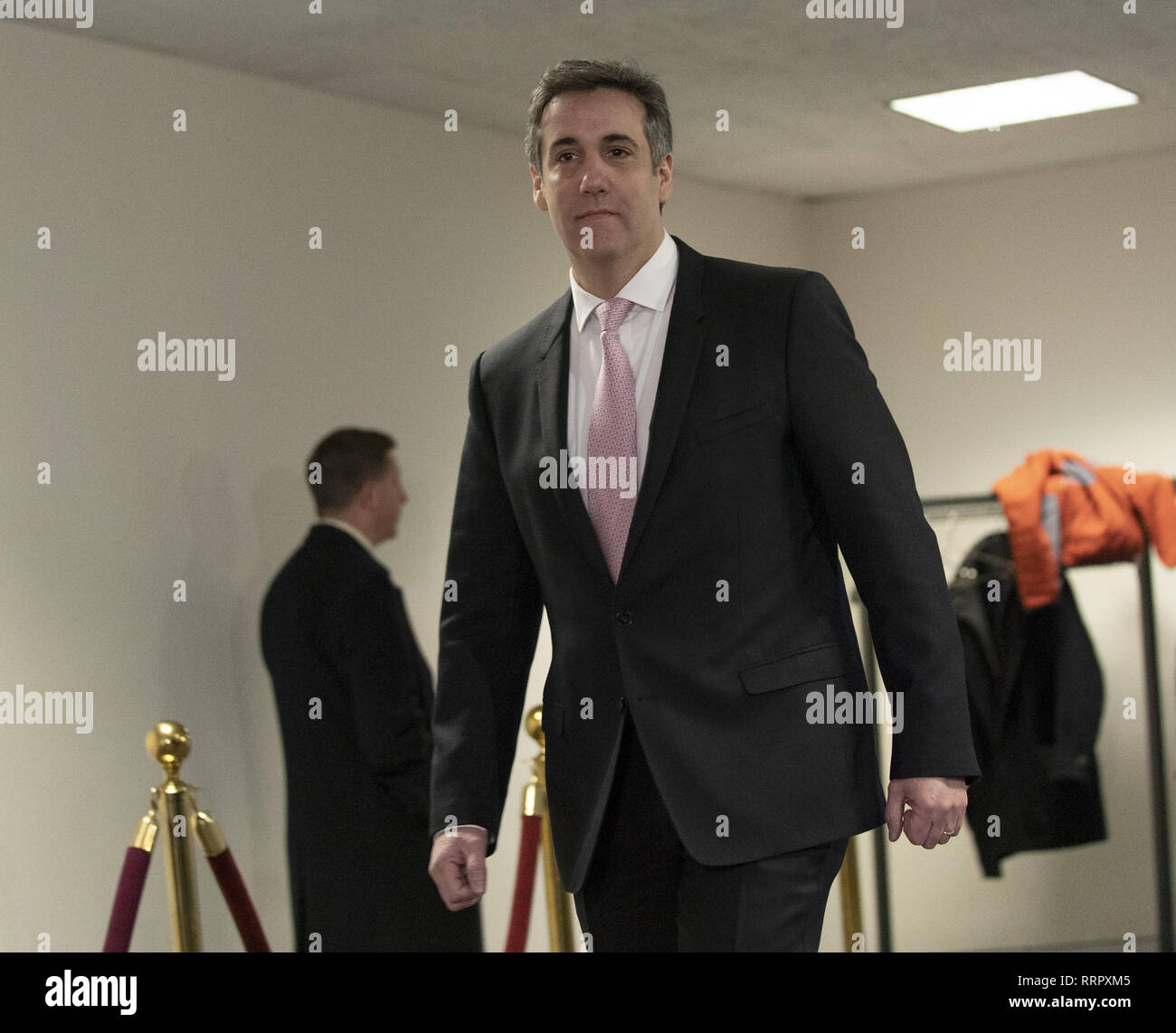 Washington, District of Columbia, USA. 26 Feb, 2019. Ehemalige Trump Rechtsanwalt MICHAEL COHEN kommt für sein Erscheinen vor dem Senats auf dem Capitol Hill in Washington, DC. Quelle: Chris Kleponis/CNP/ZUMA Draht/Alamy leben Nachrichten Stockfoto