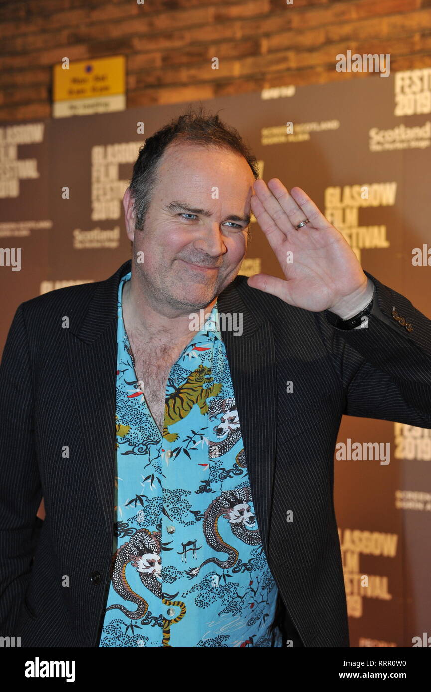 Glasgow, UK. 26 Feb, 2019. Schauspieler/Schriftsteller, Greg Hemphill von TV-Hit zeigen, noch Spiel, auf dem roten Teppich an der Glasgow Film Theater gesehen. Credit: Colin Fisher/Alamy leben Nachrichten Stockfoto