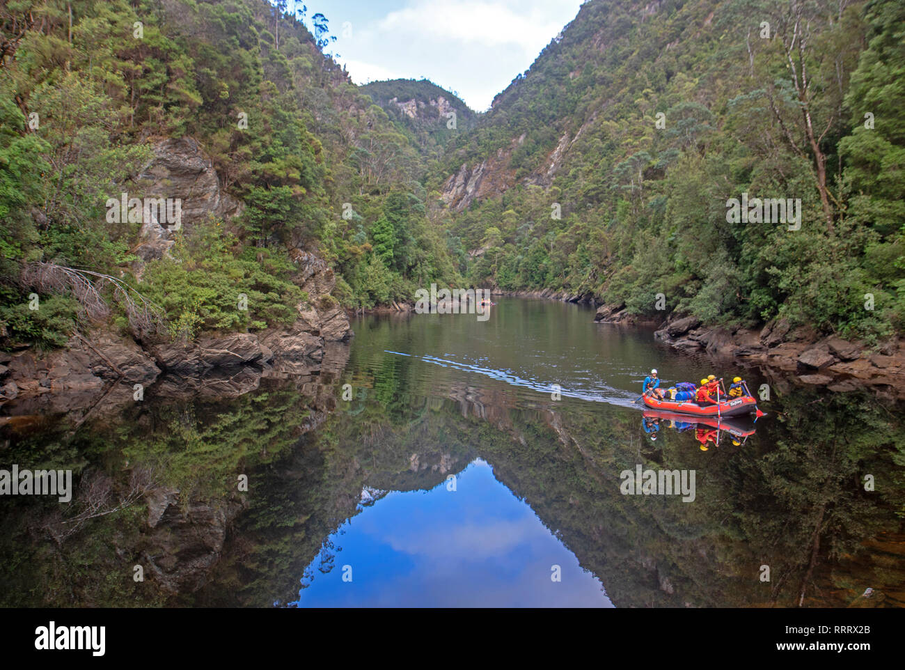 Floß bei Serenity Reach auf den Franklin River Stockfoto