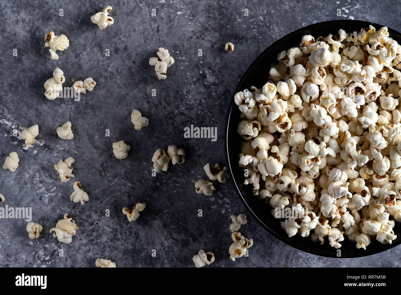 Ein Schlag von Popcorn Stockfoto