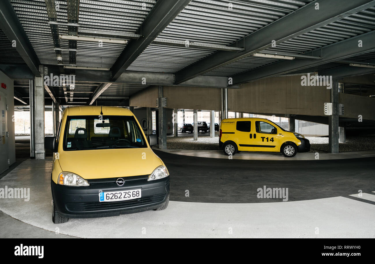Parkplatzservice Stockfotos und -bilder Kaufen - Alamy