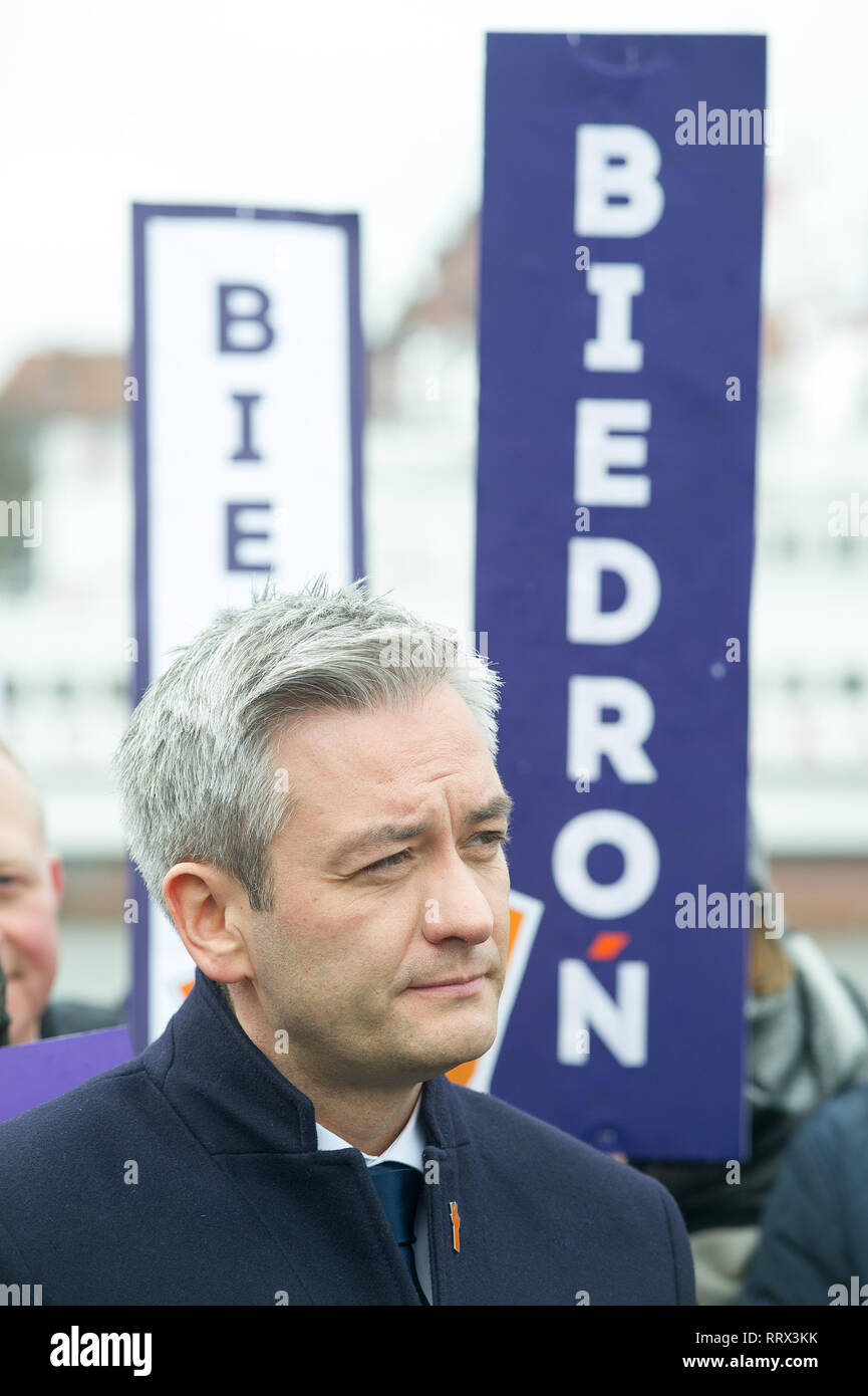 Robert Biedron, Leiter und Gründer der Wiosna (Frühling), Polnisch sozial-demokratischen und pro-europäischen politischen Partei während der regionalen Übereinkommen in Danzig, Stockfoto