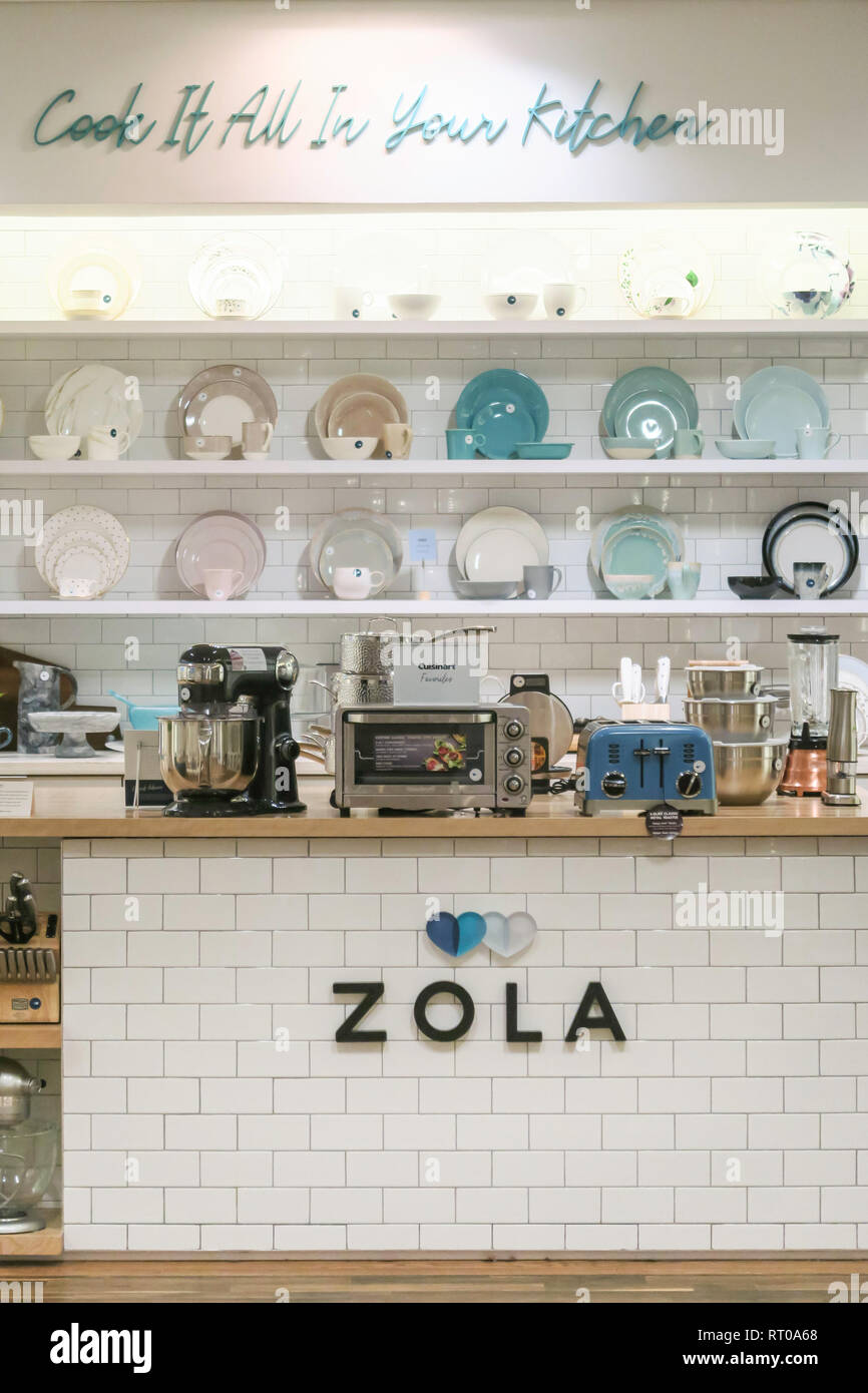 Zola on-line Hochzeit Registrierung business Pop-up Stores in New York City, USA Stockfoto
