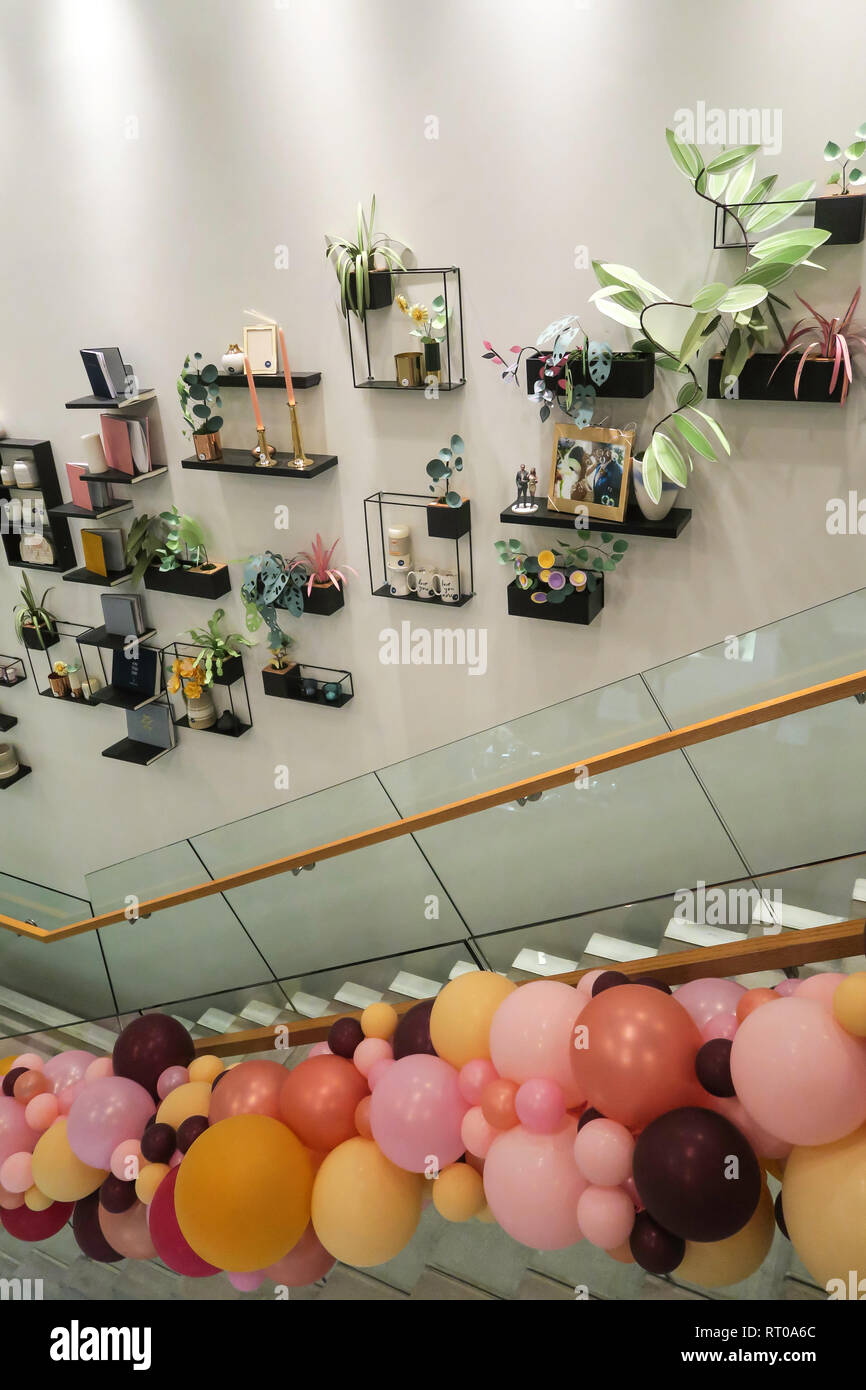 Zola on-line Hochzeit Registrierung business Pop-up Stores in New York City, USA Stockfoto